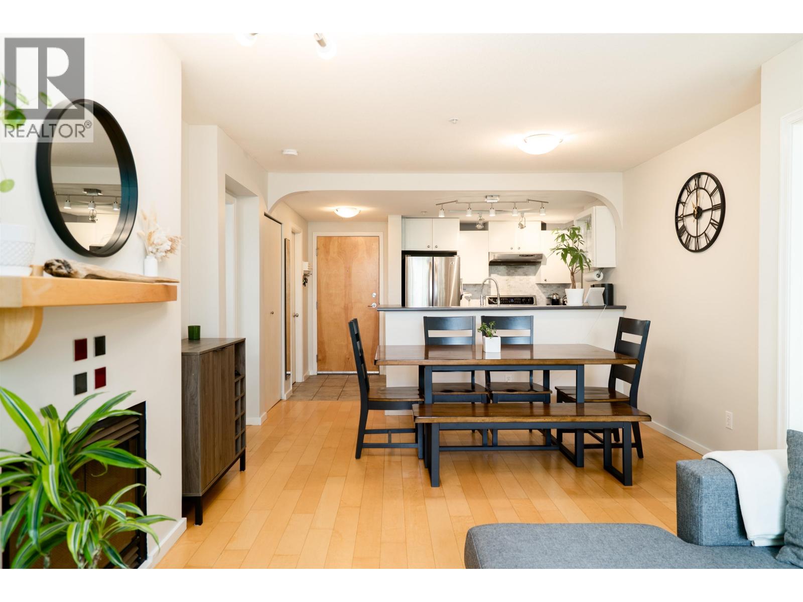 202 6833 Village Green, Burnaby, British Columbia  V5E 4M1 - Photo 3 - R3041888