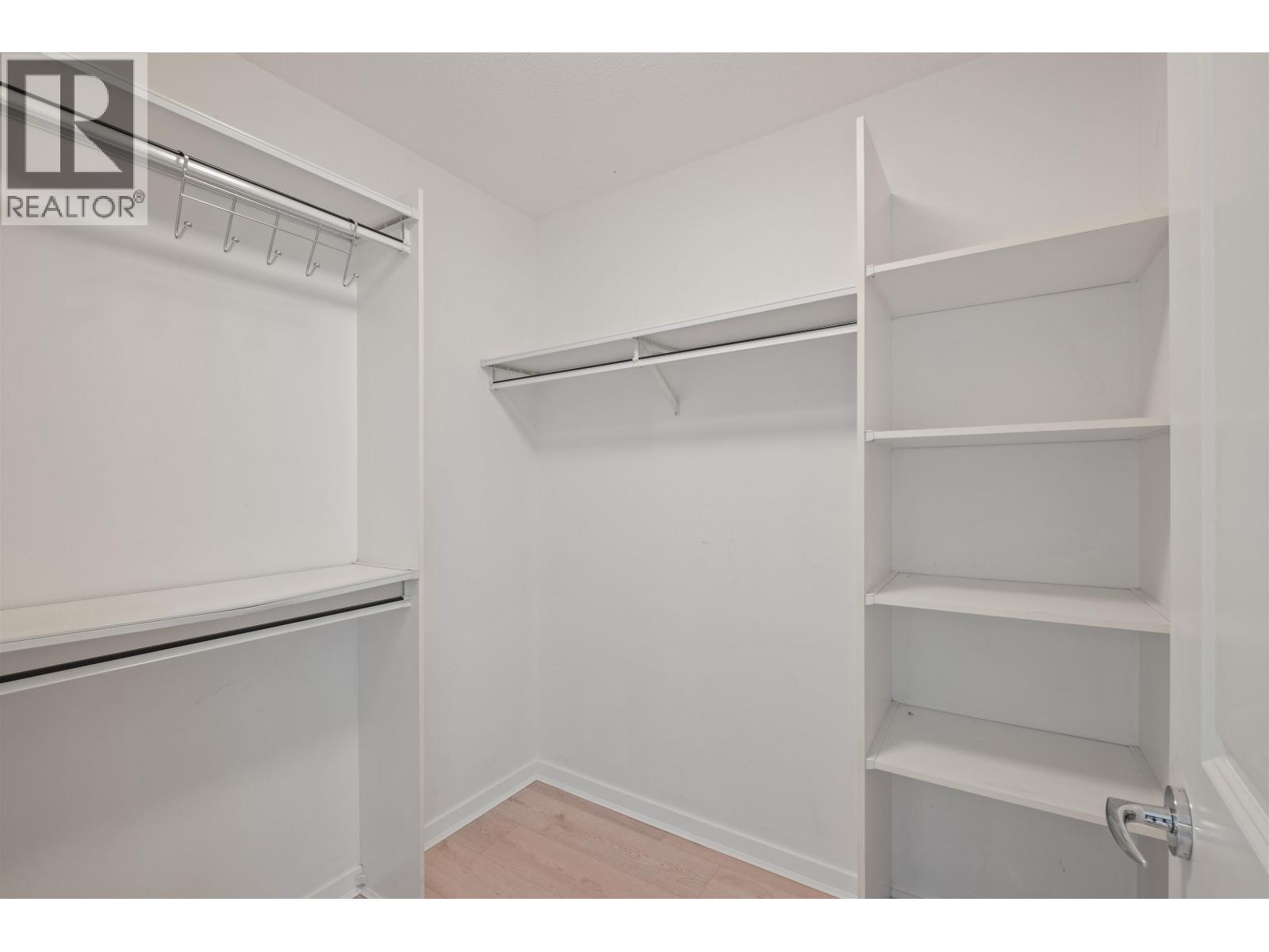 1204 2225 Holdom Avenue, Burnaby, British Columbia  V5B 0A1 - Photo 11 - R3041914