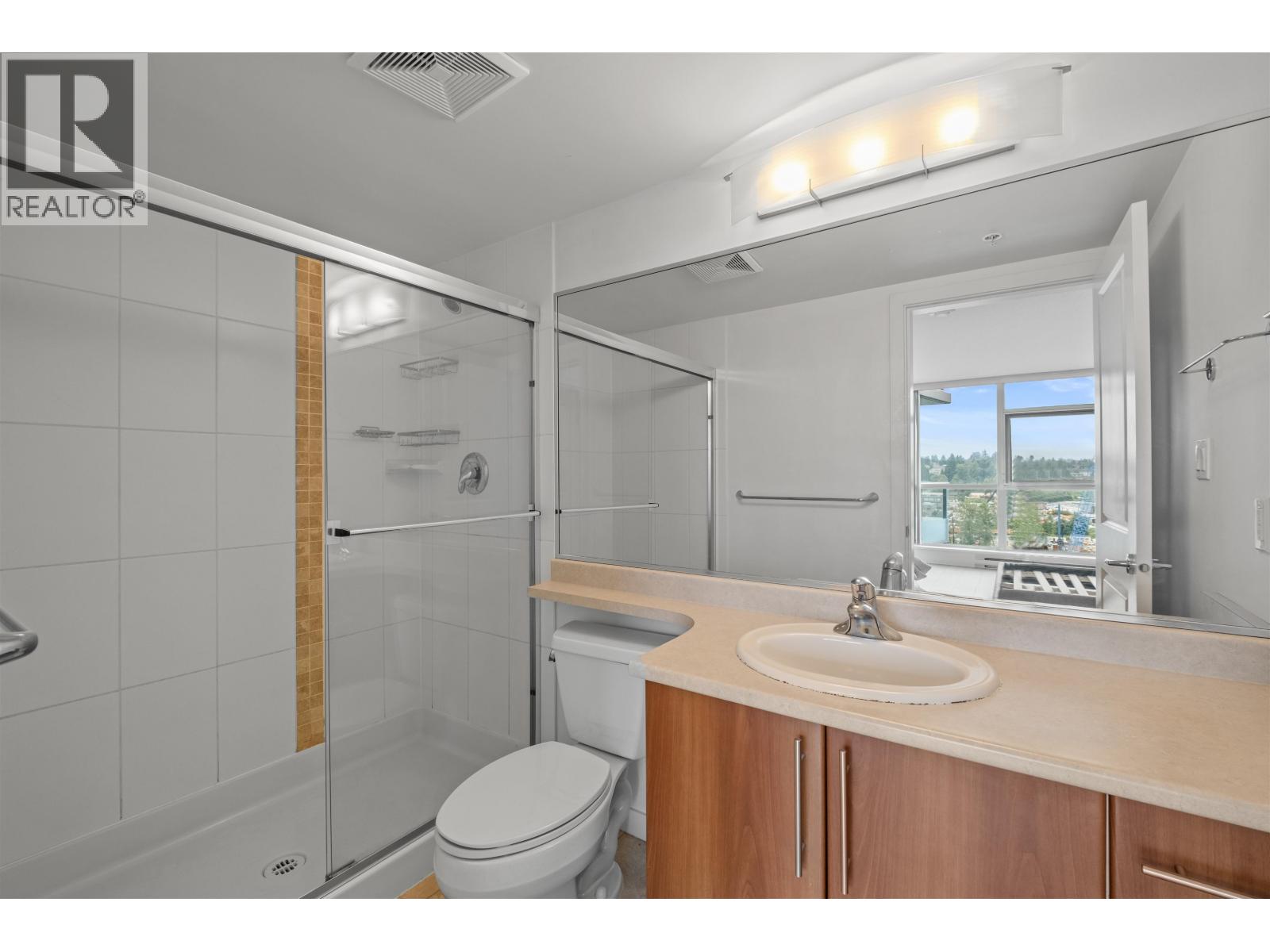 1204 2225 Holdom Avenue, Burnaby, British Columbia  V5B 0A1 - Photo 12 - R3041914
