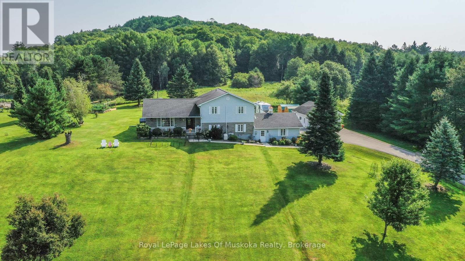 284 SOUTH FAIRY LAKE ROAD, Huntsville, Ontario