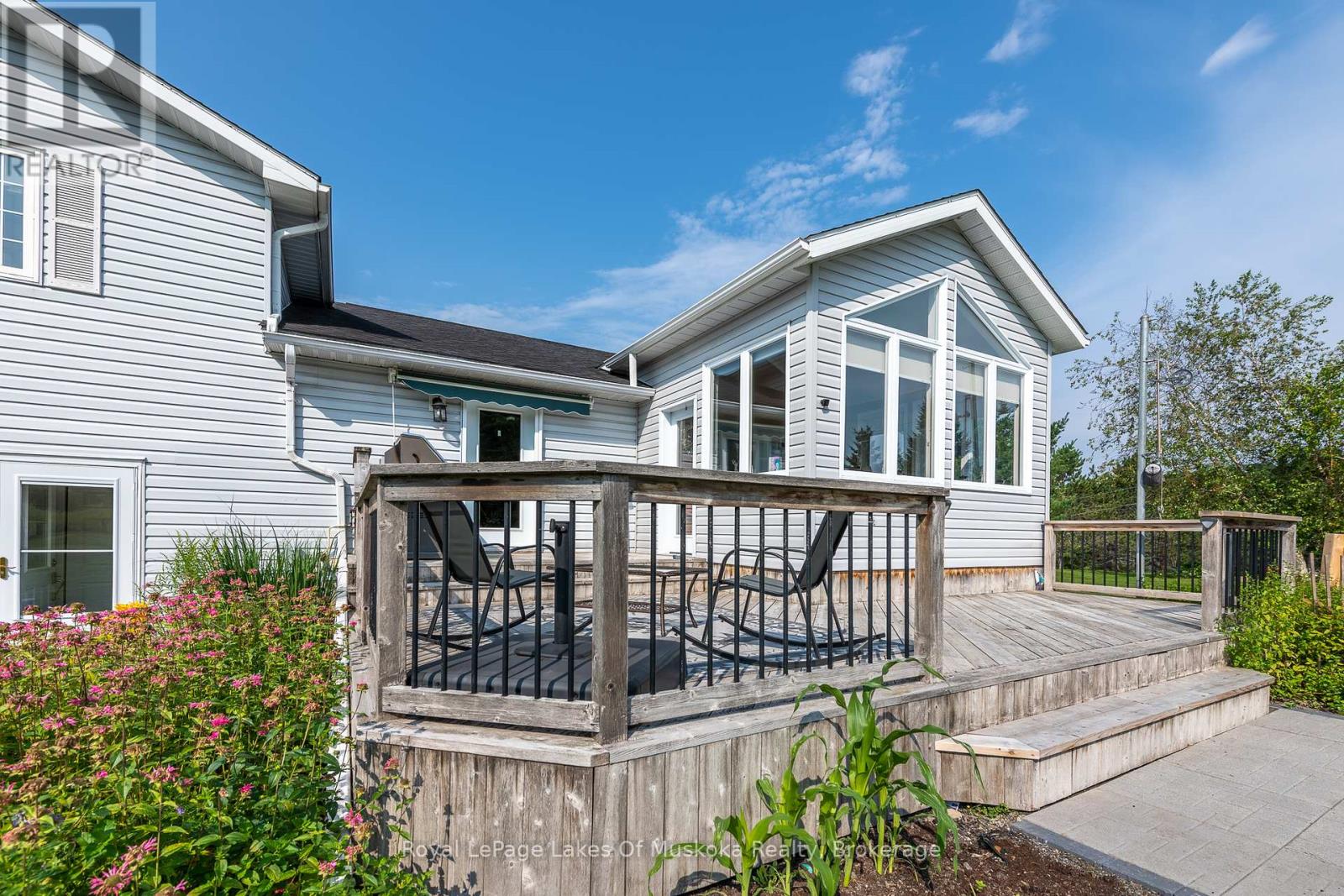 284 South Fairy Lake Road, Huntsville, Ontario  P1H 1R5 - Photo 34 - X12374260