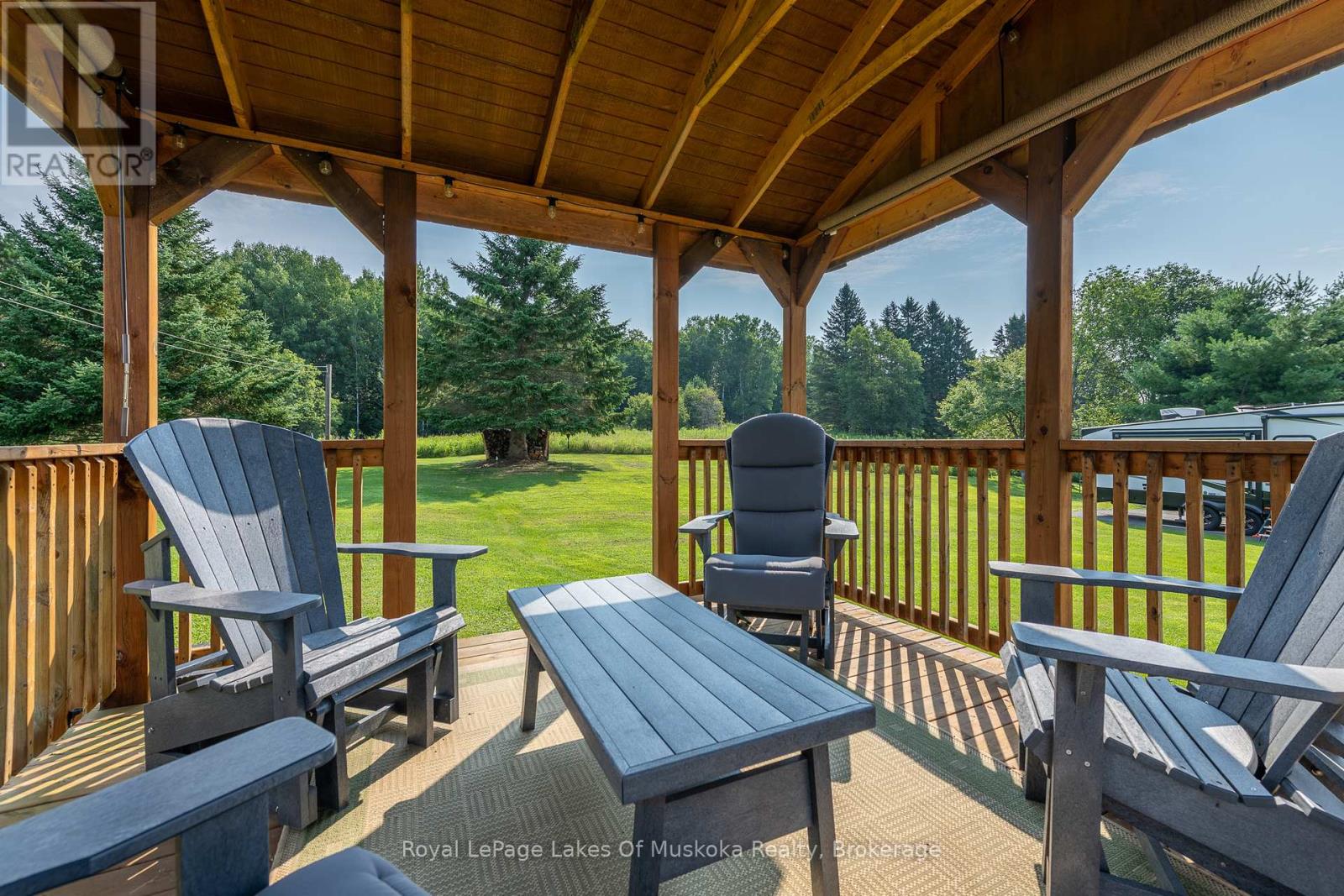 284 South Fairy Lake Road, Huntsville, Ontario  P1H 1R5 - Photo 38 - X12374260
