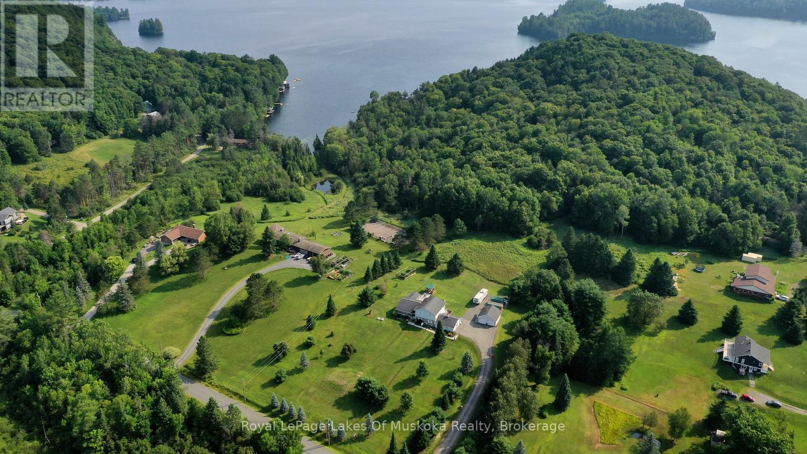 284 South Fairy Lake Road, Huntsville, Ontario  P1H 1R5 - Photo 48 - X12374260