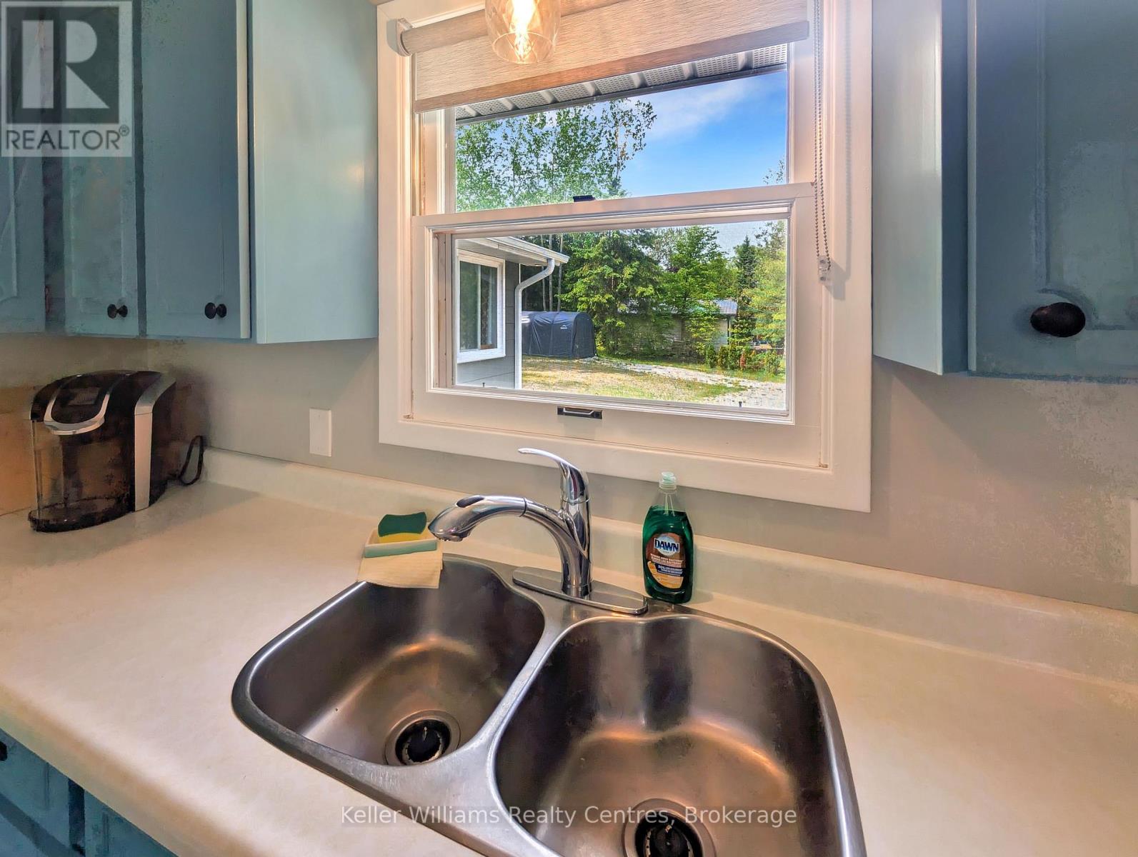 12 Pierce Street S, South Bruce Peninsula, Ontario  N0H 2T0 - Photo 16 - X12374267
