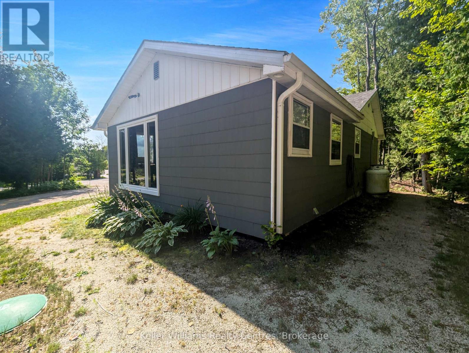 12 Pierce Street S, South Bruce Peninsula, Ontario  N0H 2T0 - Photo 43 - X12374267