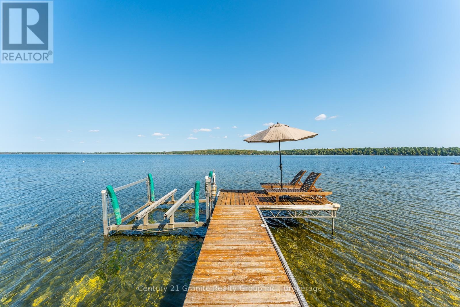 118 Griffin Drive, Kawartha Lakes, Ontario  K0M 1K0 - Photo 3 - X12374302