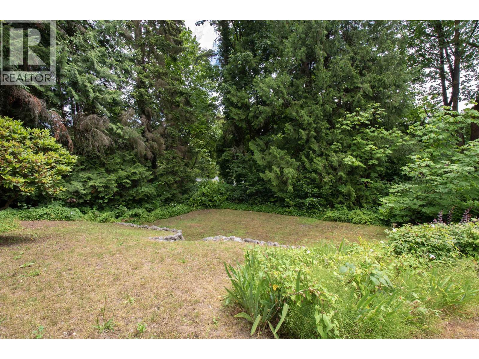 1852 Appin Road, North Vancouver, British Columbia  V7J 2T5 - Photo 30 - R3041897