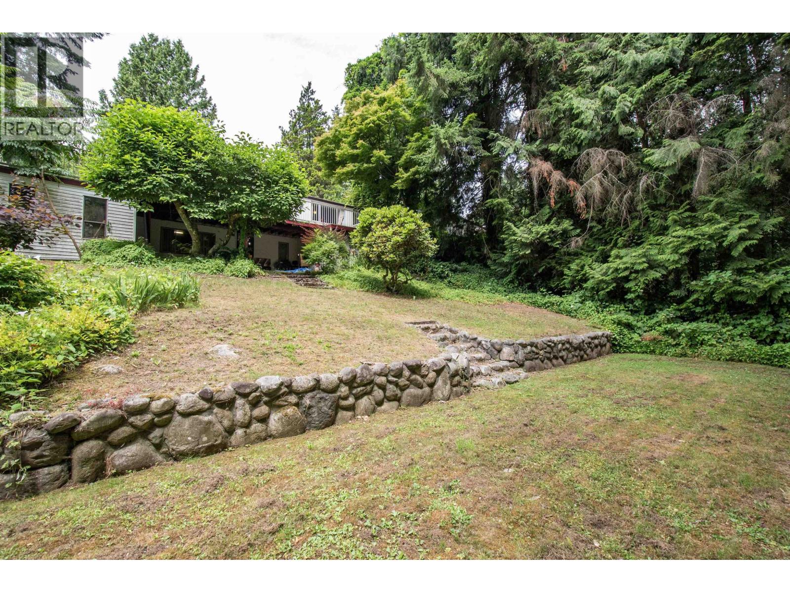 1852 Appin Road, North Vancouver, British Columbia  V7J 2T5 - Photo 31 - R3041897