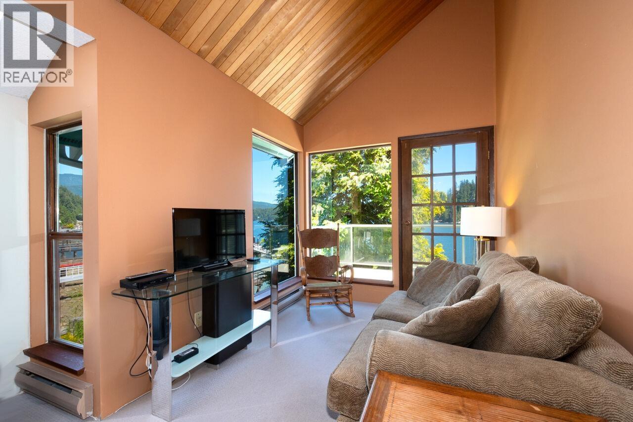 2564 Panorama Drive, North Vancouver, British Columbia  V7G 1V5 - Photo 19 - R3041898
