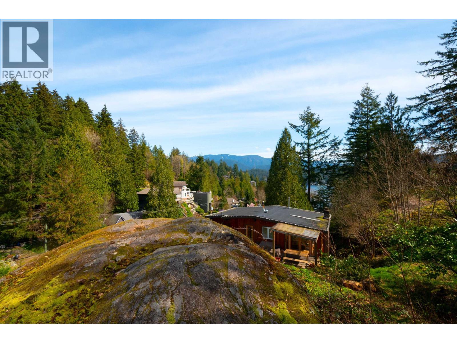 4477 Strathcona Road, North Vancouver, British Columbia  V7G 1G7 - Photo 30 - R3041900