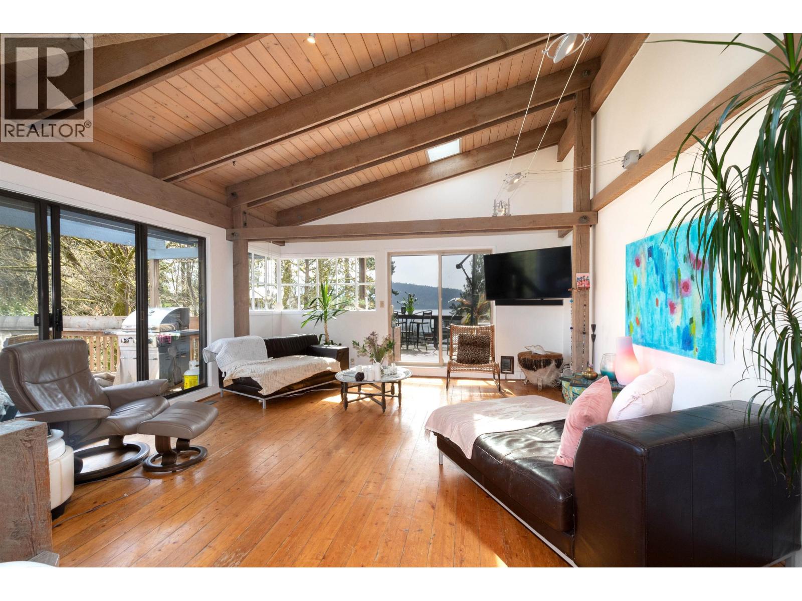 Property at 4477 STRATHCONA ROAD image 5