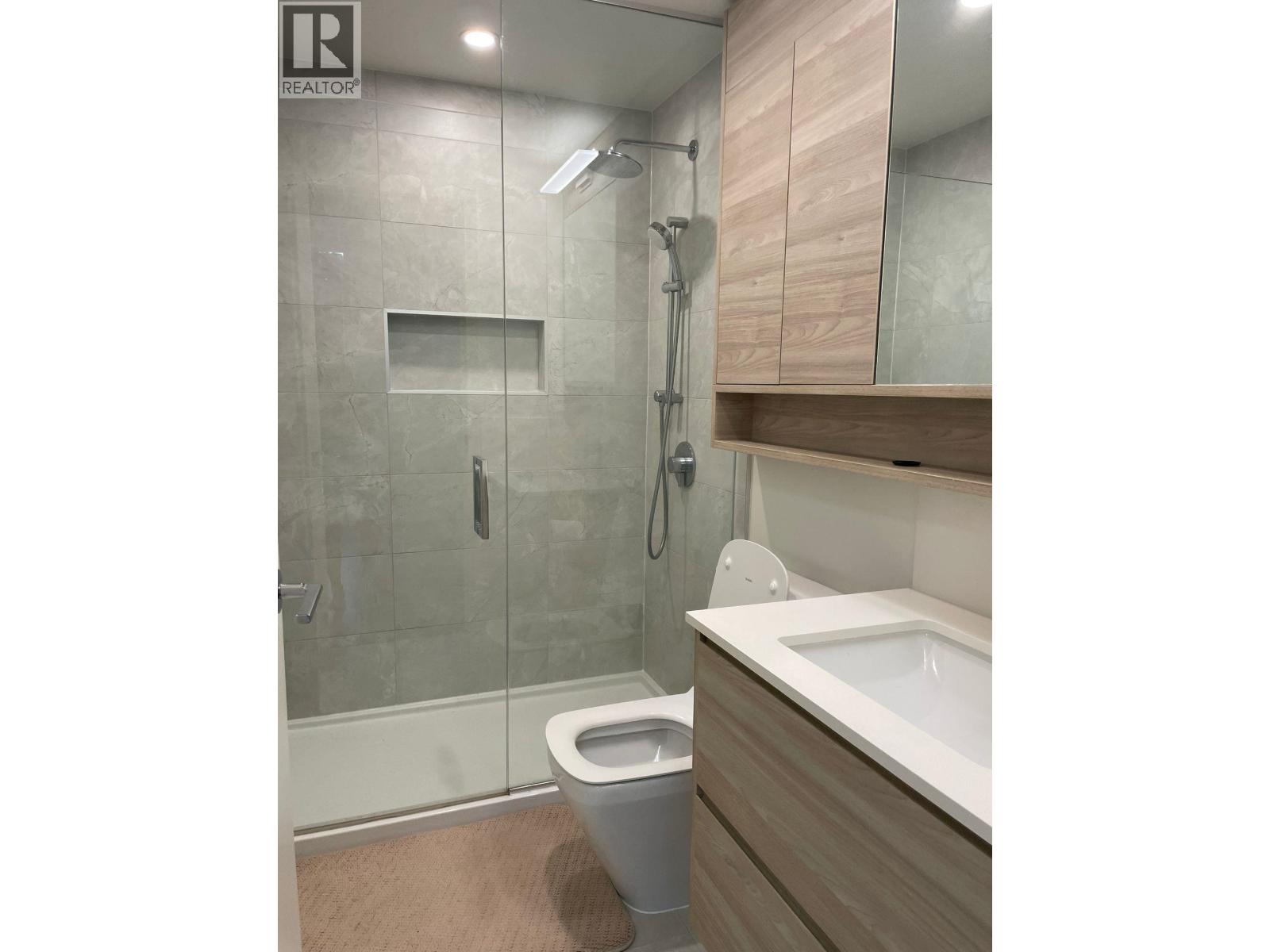 408 595 Austin Avenue, Coquitlam, British Columbia  V3H 0N7 - Photo 8 - R3041903