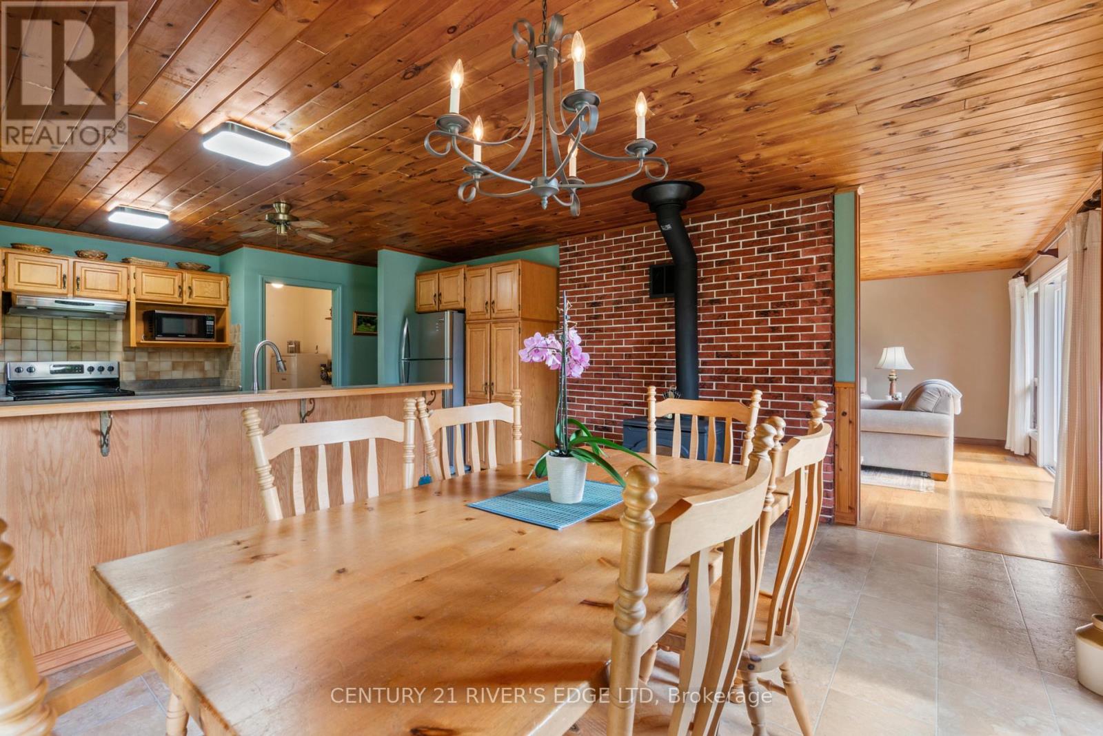 814 Plumhollow Road, Rideau Lakes, Ontario  K0E 1B0 - Photo 18 - X12374317