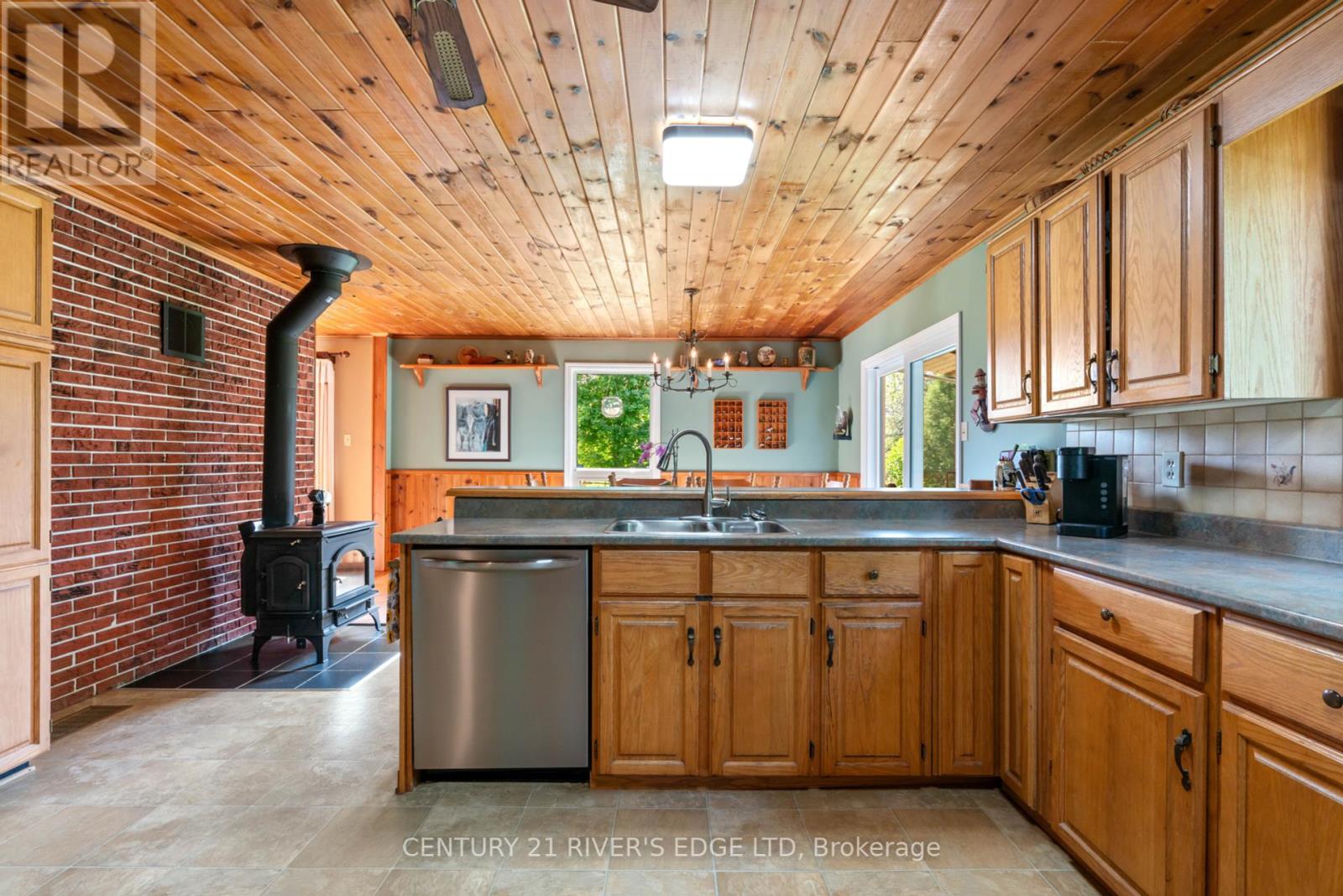 814 Plumhollow Road, Rideau Lakes, Ontario  K0E 1B0 - Photo 20 - X12374317