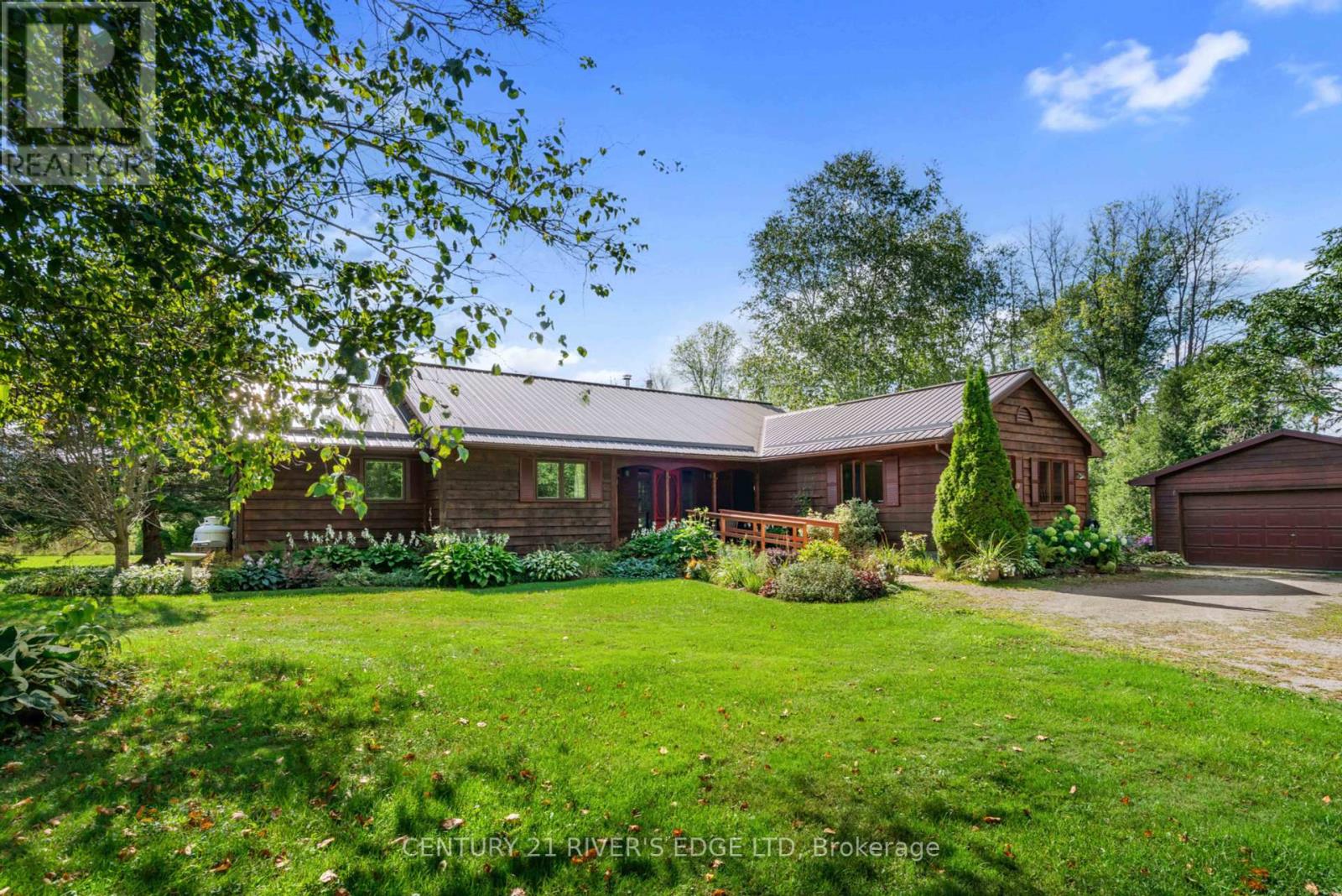 814 Plumhollow Road, Rideau Lakes, Ontario  K0E 1B0 - Photo 5 - X12374317