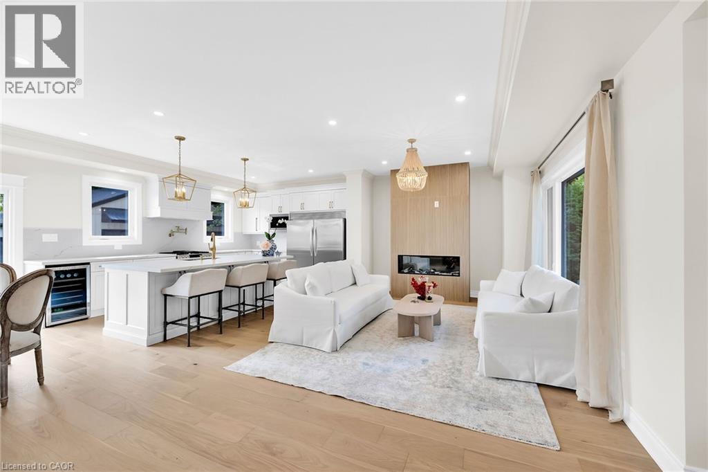 14 Marr Avenue, Grimsby, Ontario  L3M 2N7 - Photo 6 - 40763162