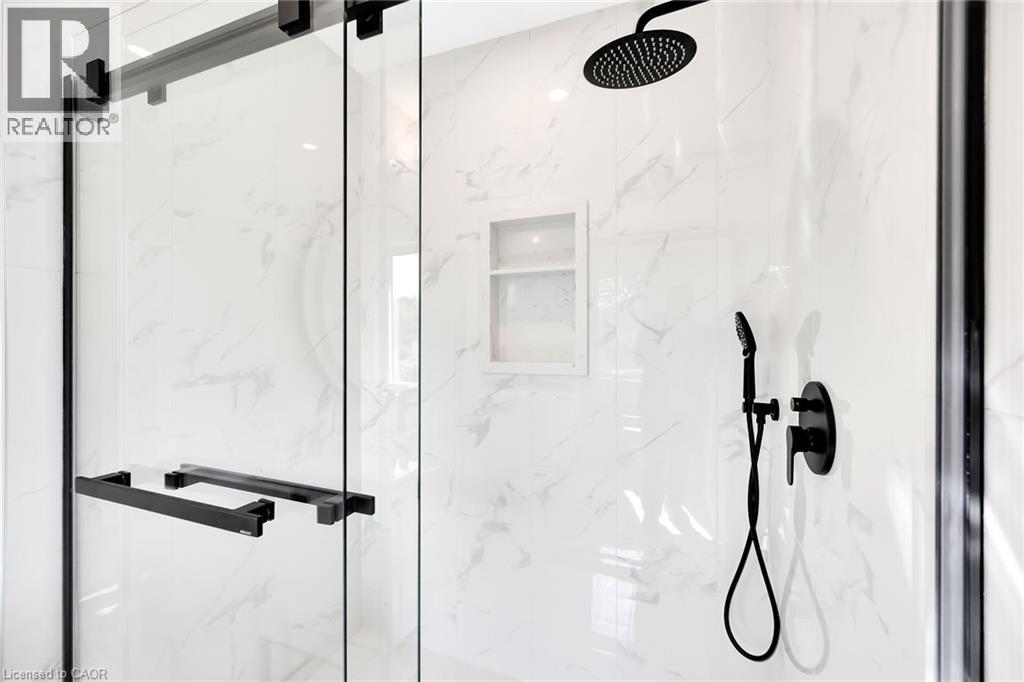 14 Marr Avenue, Grimsby, Ontario  L3M 2N7 - Photo 33 - 40763162