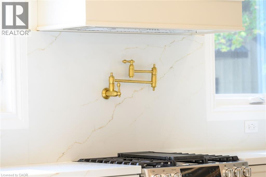 14 Marr Avenue, Grimsby, Ontario  L3M 2N7 - Photo 11 - 40763162