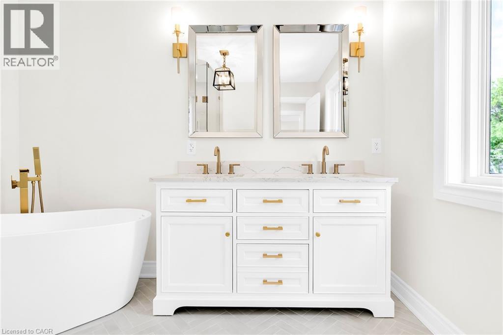 14 Marr Avenue, Grimsby, Ontario  L3M 2N7 - Photo 24 - 40763162