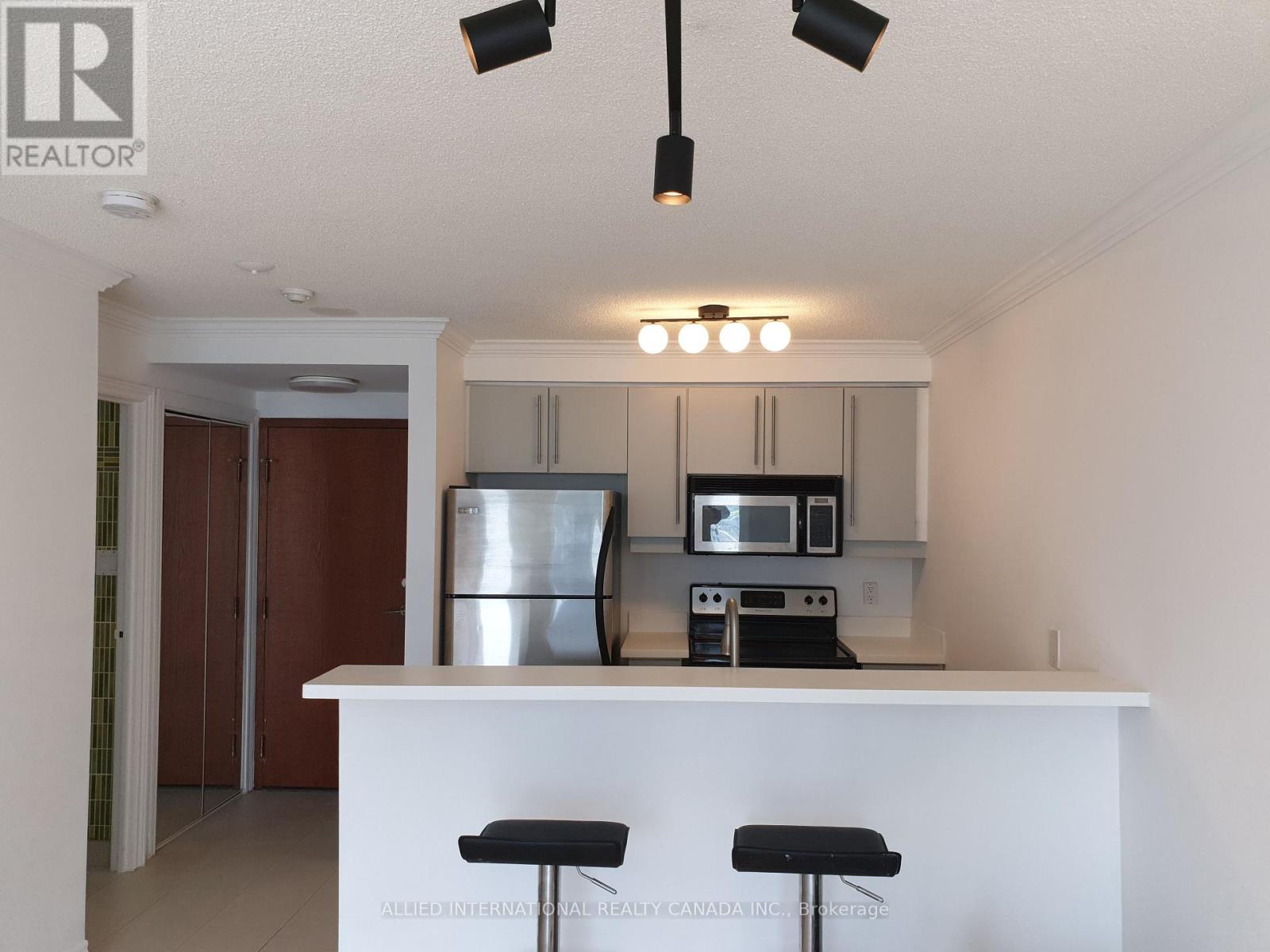 3010 - 10 Yonge Street, Toronto, Ontario  M5E 1R4 - Photo 3 - C12374097