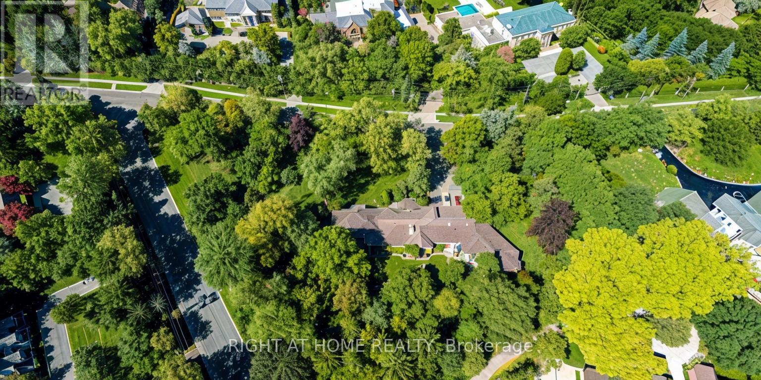 33 Post Road, Toronto (Bridle Path-Sunnybrook-York Mills), Ontario  M3B 1J1 - Photo 11 - C12374142
