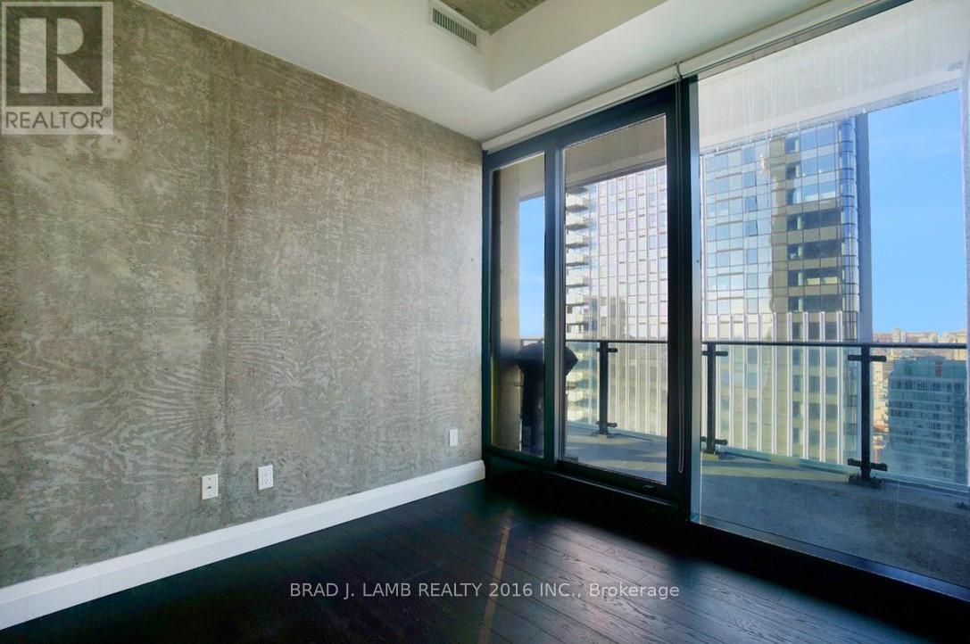 3701 - 224 King Street W, Toronto, Ontario  M5V 1N6 - Photo 11 - C12374227