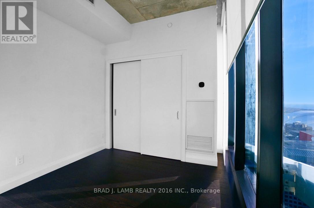 3701 - 224 King Street W, Toronto, Ontario  M5V 1N6 - Photo 14 - C12374227
