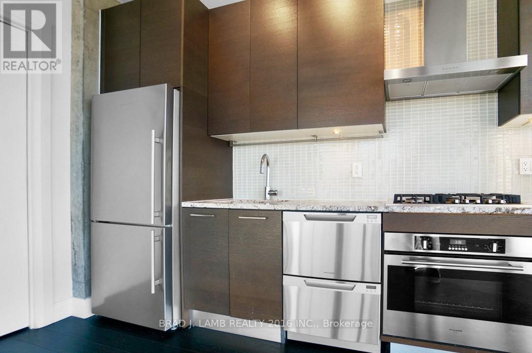 3701 - 224 King Street W, Toronto, Ontario  M5V 1N6 - Photo 3 - C12374227