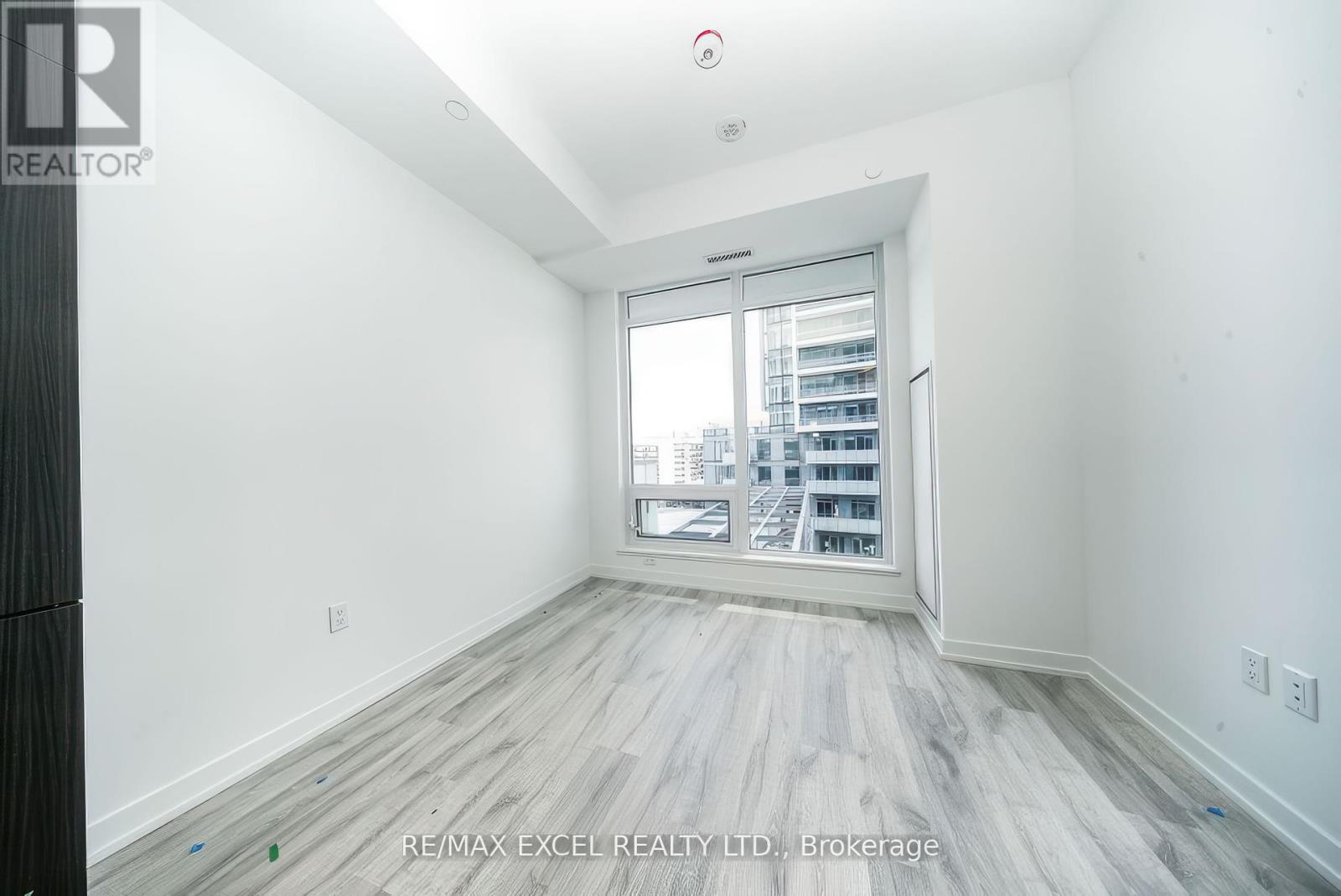 S1101 - 8 Olympic Garden Drive, Toronto, Ontario  M2M 0B9 - Photo 3 - C12374252