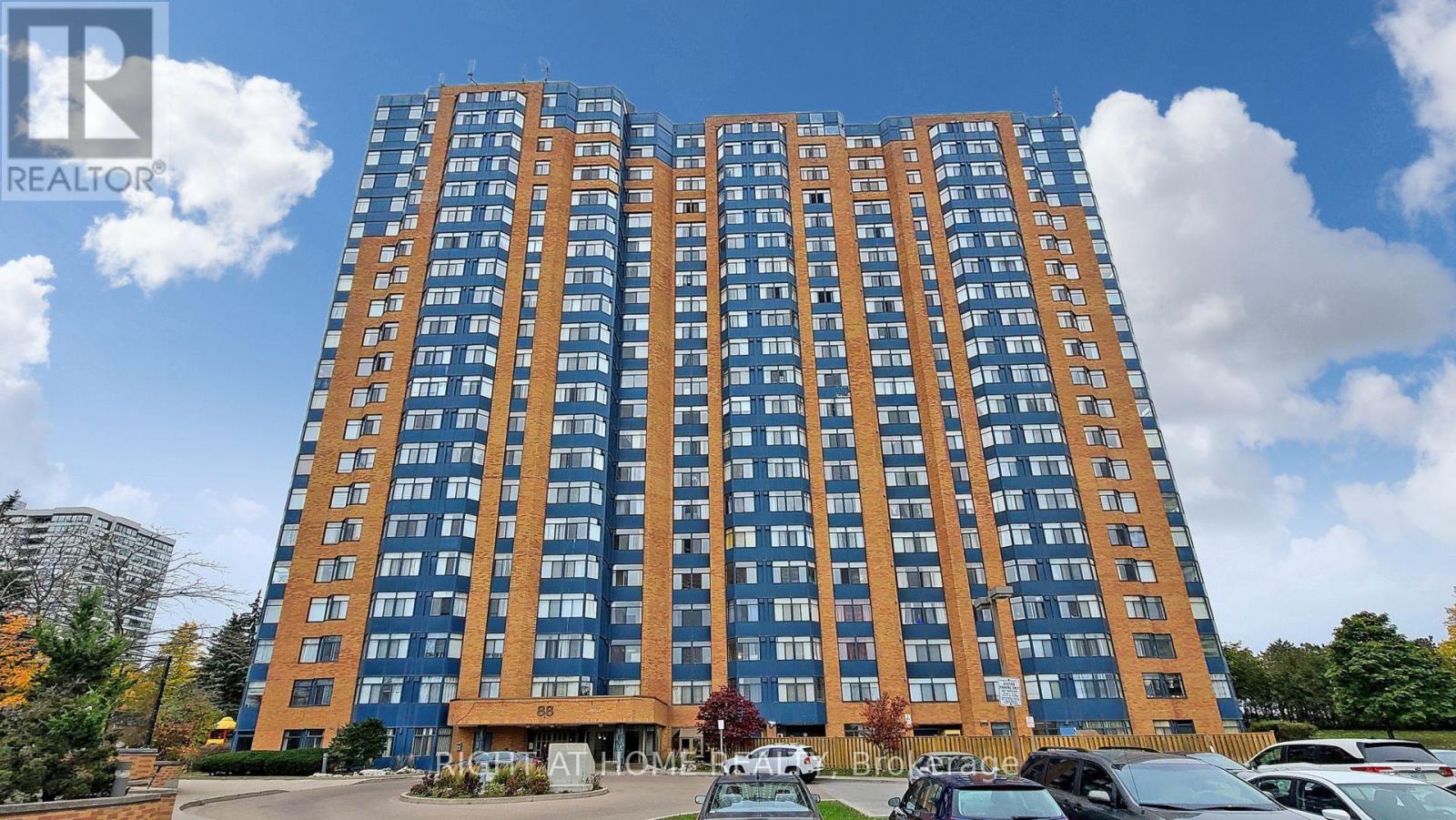 1501 - 88 ALTON TOWERS CIRCLE, Toronto, Ontario