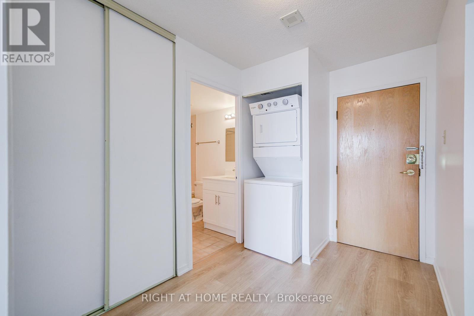 1501 - 88 Alton Towers Circle, Toronto, Ontario  M1V 5C5 - Photo 27 - E12374111
