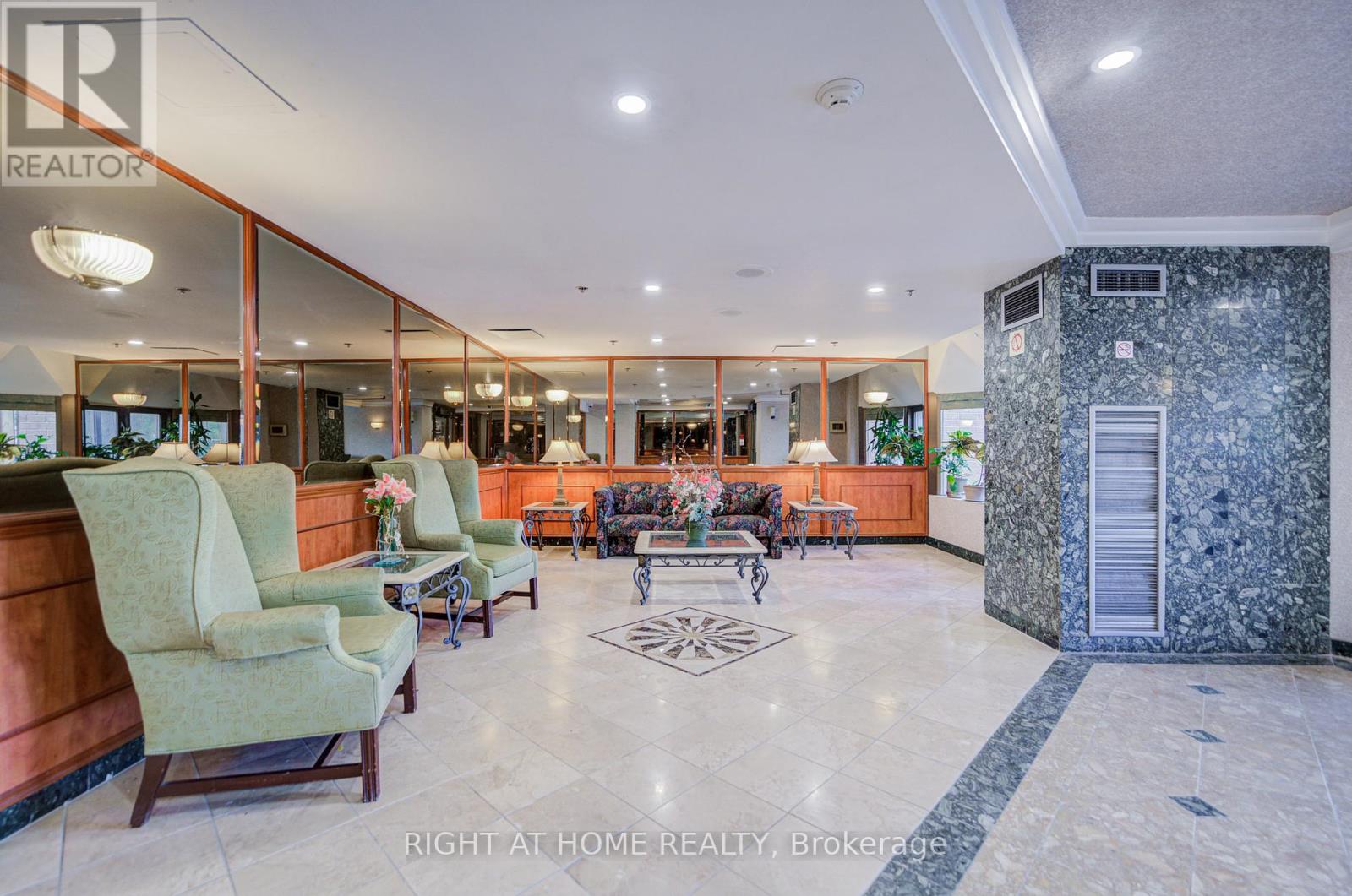 1501 - 88 Alton Towers Circle, Toronto, Ontario  M1V 5C5 - Photo 4 - E12374111