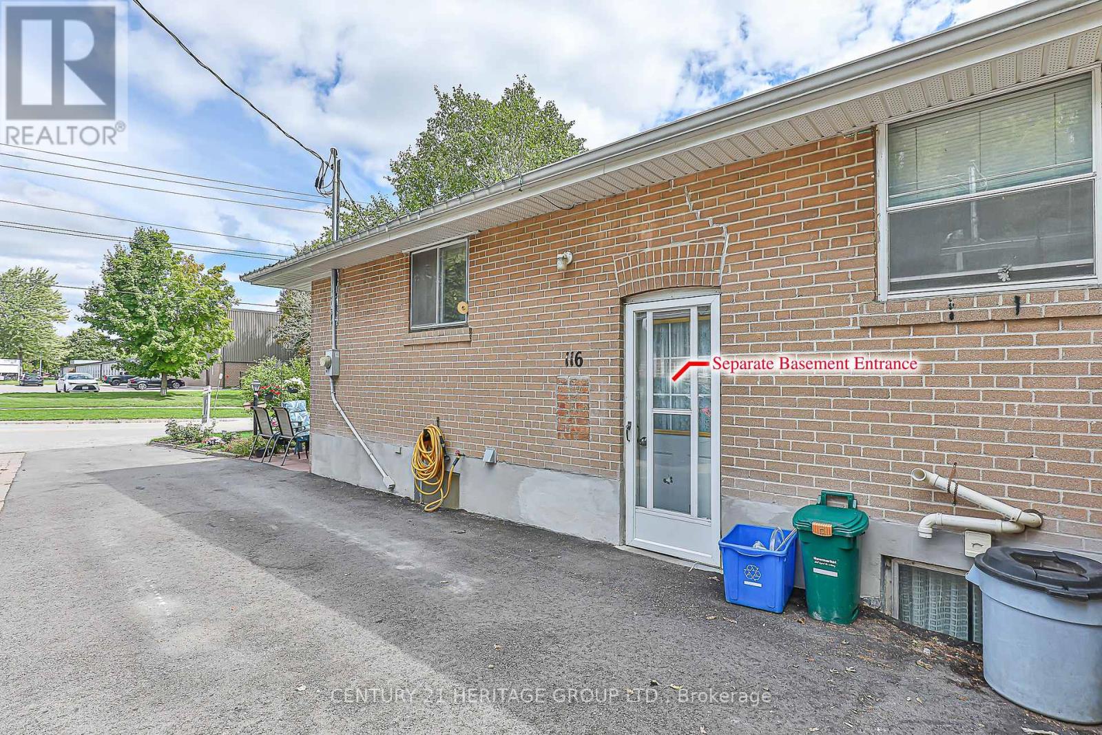 116 Longford Drive, Newmarket, Ontario  L3Y 2Y5 - Photo 23 - N12374093