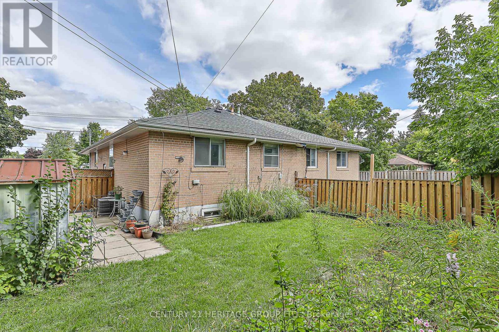 116 Longford Drive, Newmarket, Ontario  L3Y 2Y5 - Photo 36 - N12374093