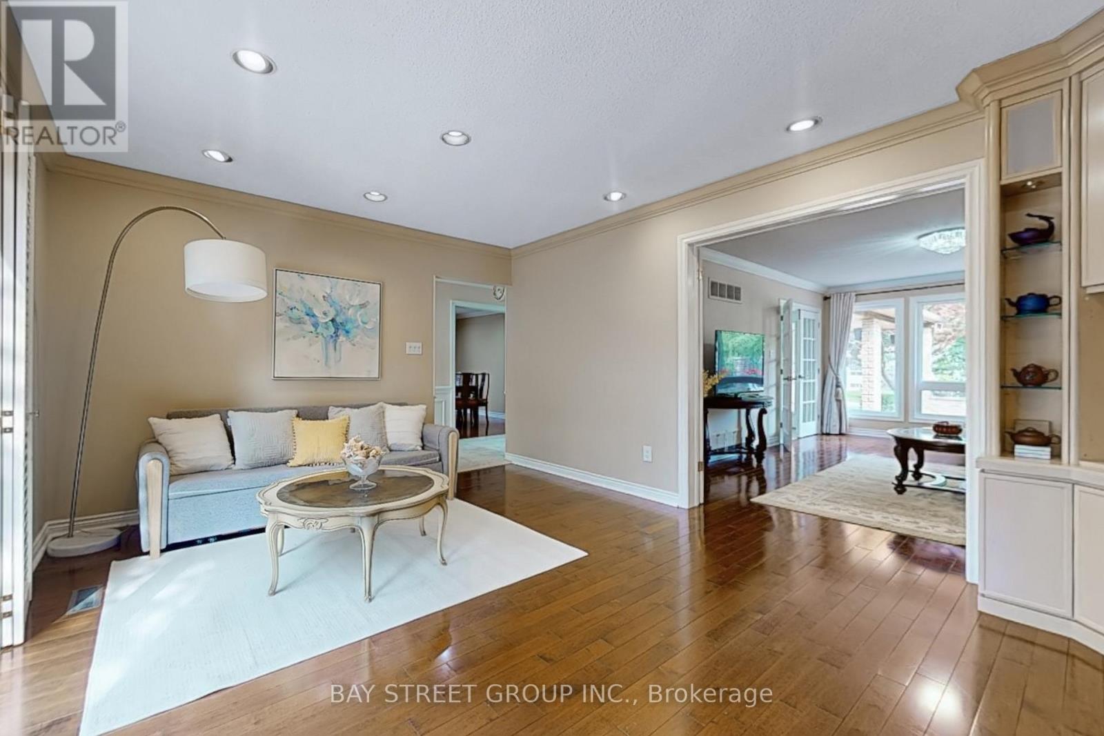 33 Roman Road, Markham, Ontario  L3T 4J8 - Photo 11 - N12374098