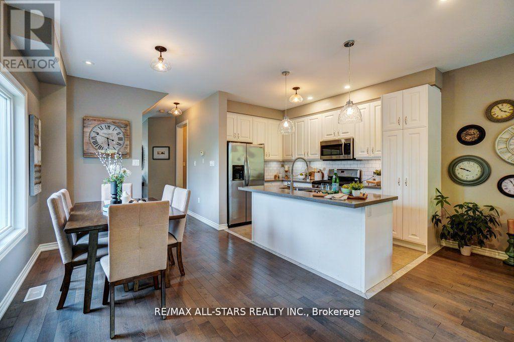 19 Michael Cummings Court, Uxbridge, Ontario  L9P 0E6 - Photo 11 - N12374129