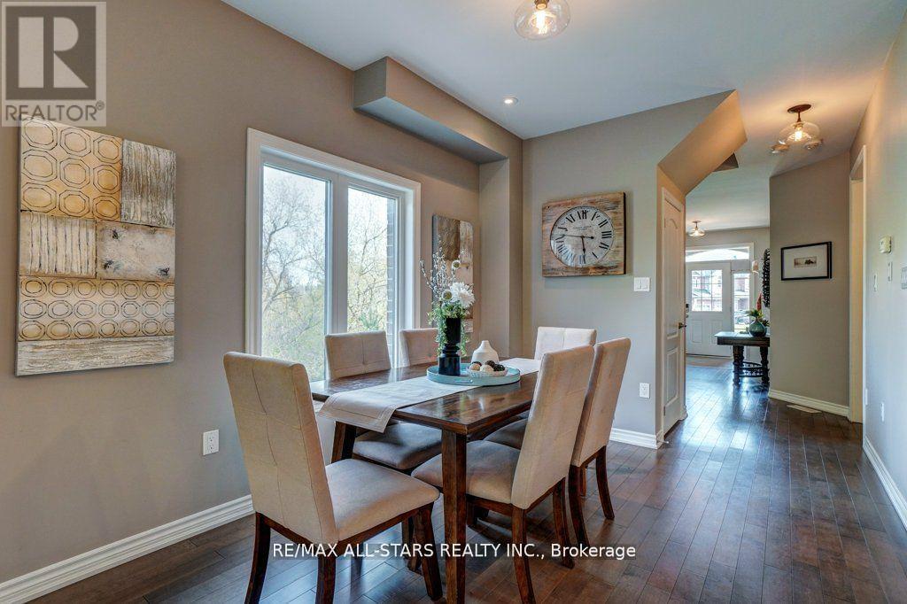 19 Michael Cummings Court, Uxbridge, Ontario  L9P 0E6 - Photo 13 - N12374129