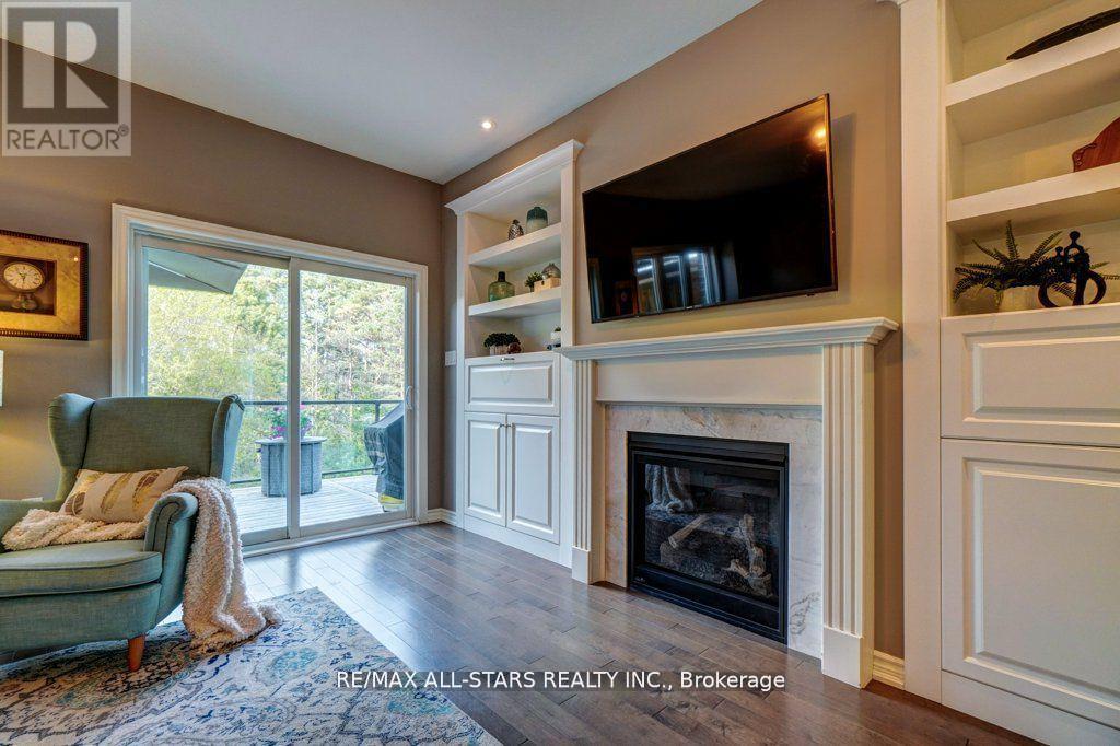 19 Michael Cummings Court, Uxbridge, Ontario  L9P 0E6 - Photo 17 - N12374129