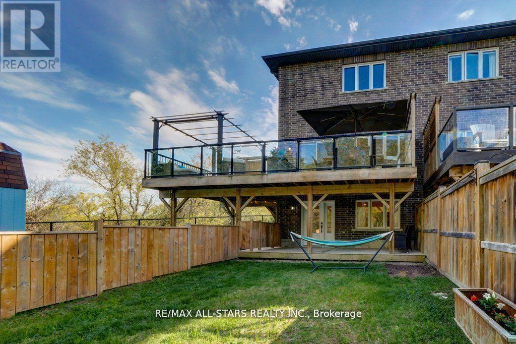 19 Michael Cummings Court, Uxbridge, Ontario  L9P 0E6 - Photo 43 - N12374129