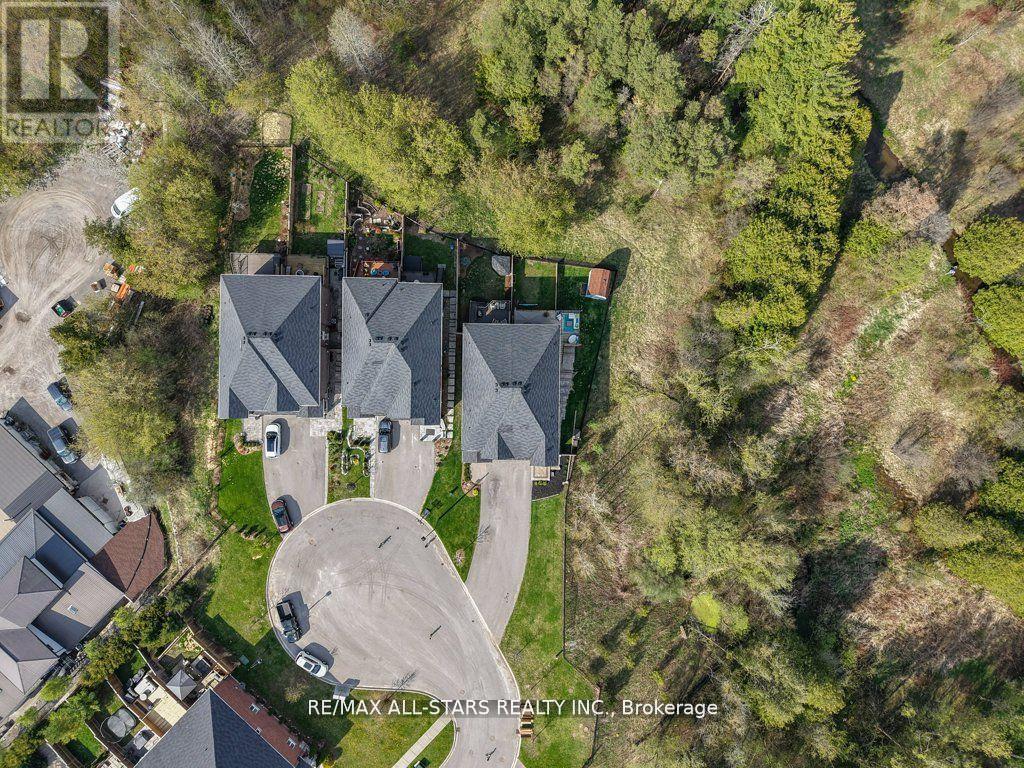 19 Michael Cummings Court, Uxbridge, Ontario  L9P 0E6 - Photo 45 - N12374129