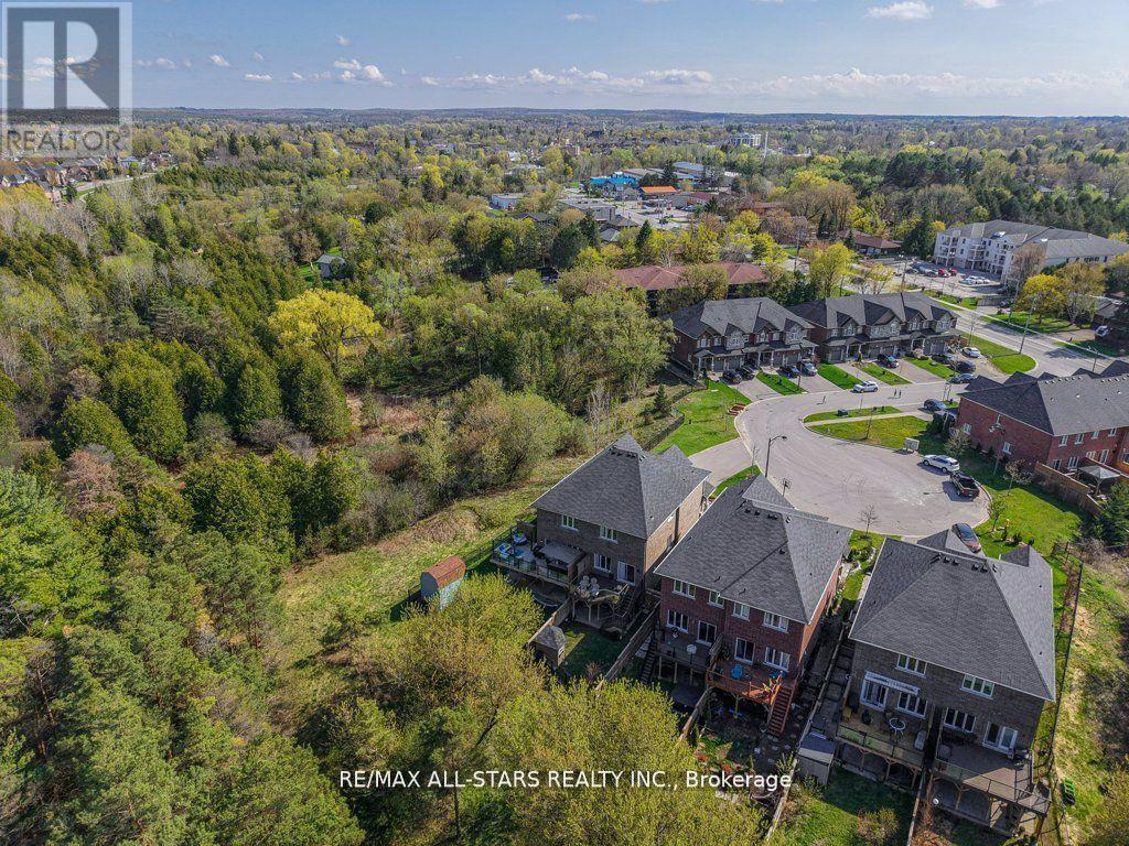 19 Michael Cummings Court, Uxbridge, Ontario  L9P 0E6 - Photo 46 - N12374129