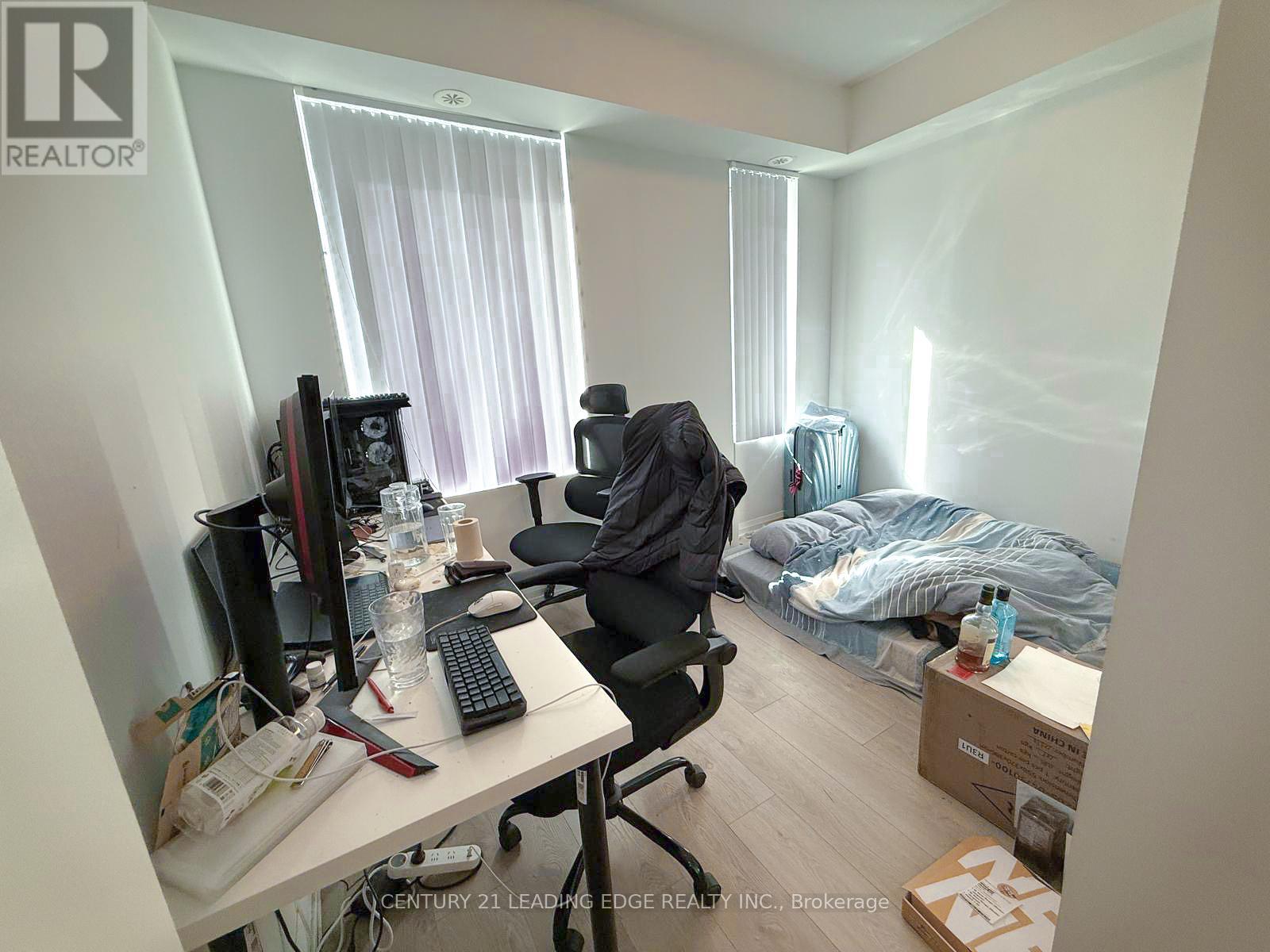 39 - 1050 Portage Parkway, Vaughan, Ontario  L4K 0K3 - Photo 14 - N12374159