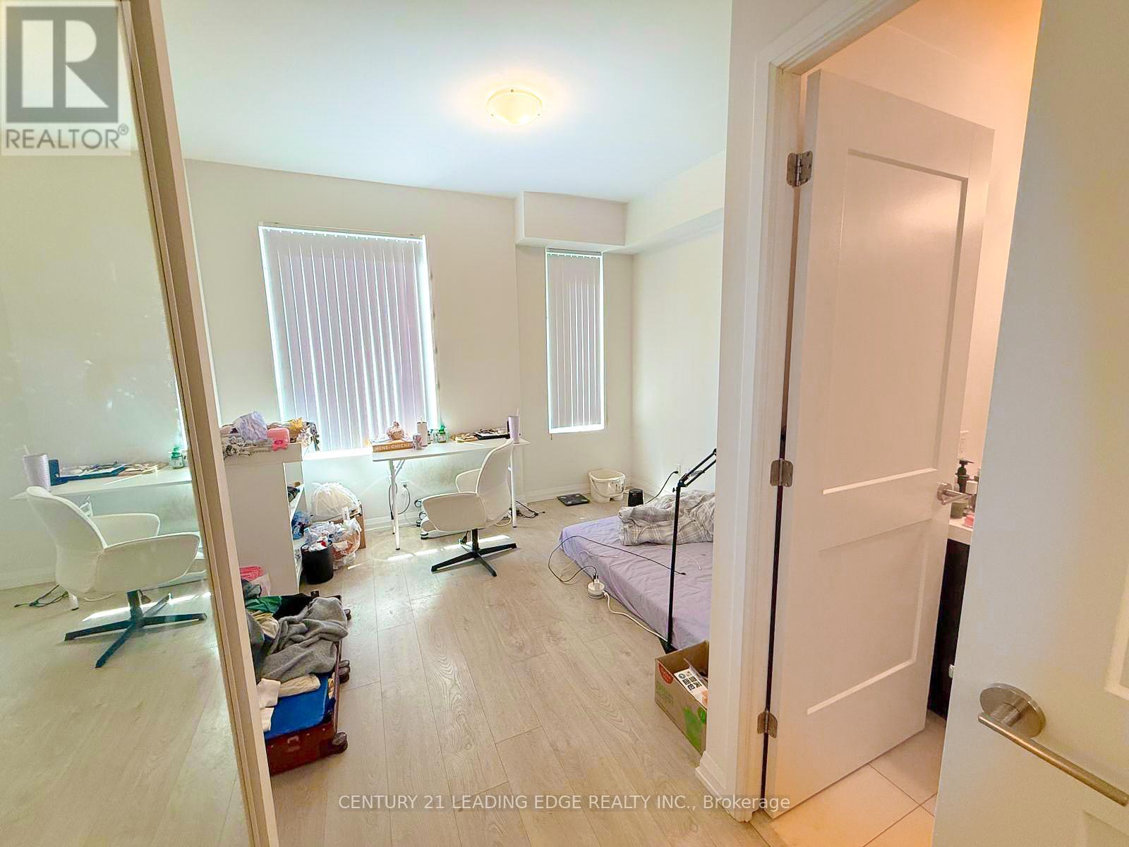 39 - 1050 Portage Parkway, Vaughan, Ontario  L4K 0K3 - Photo 18 - N12374159