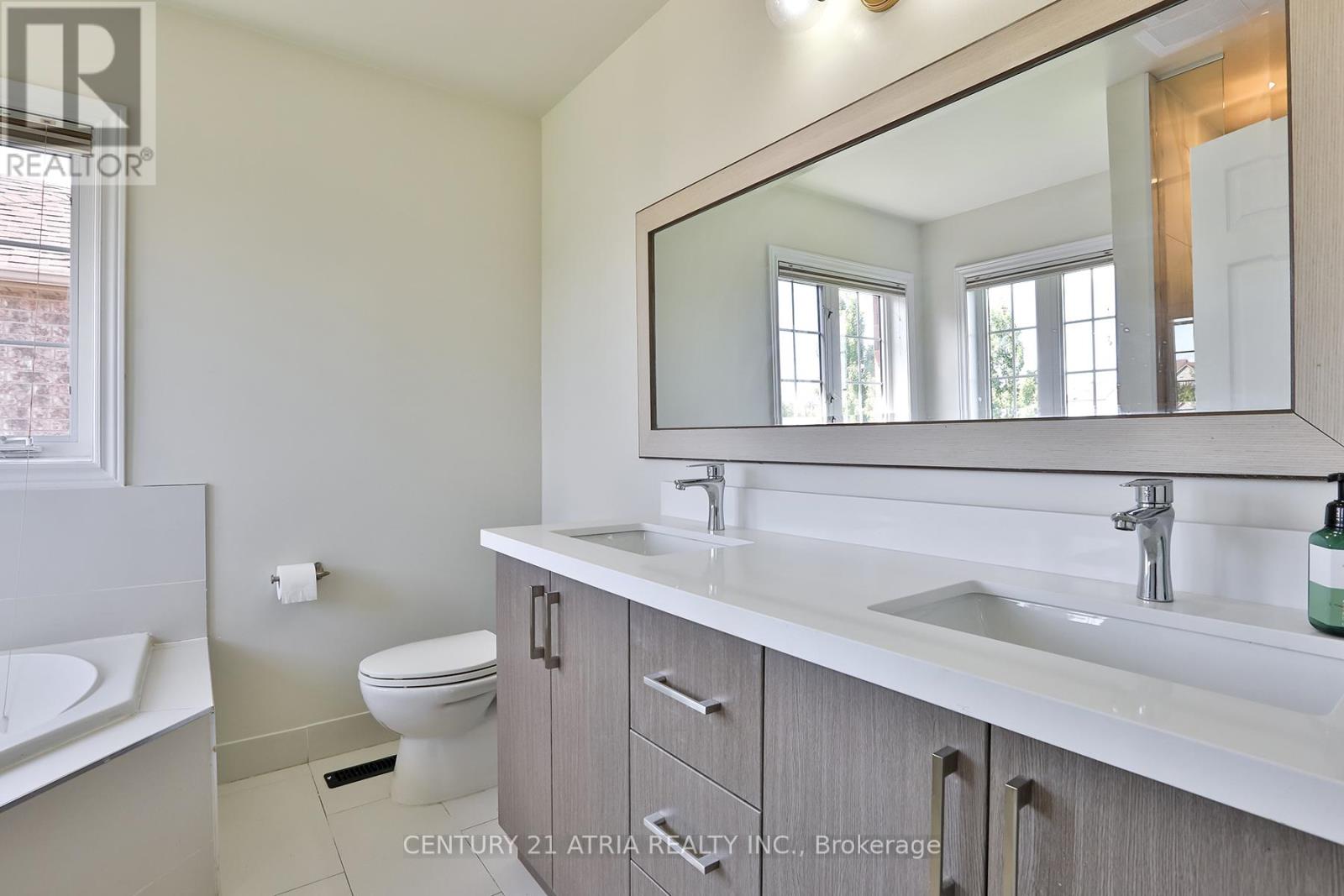 68 Sunburst Crescent, Markham, Ontario  L6E 1R3 - Photo 16 - N12374163