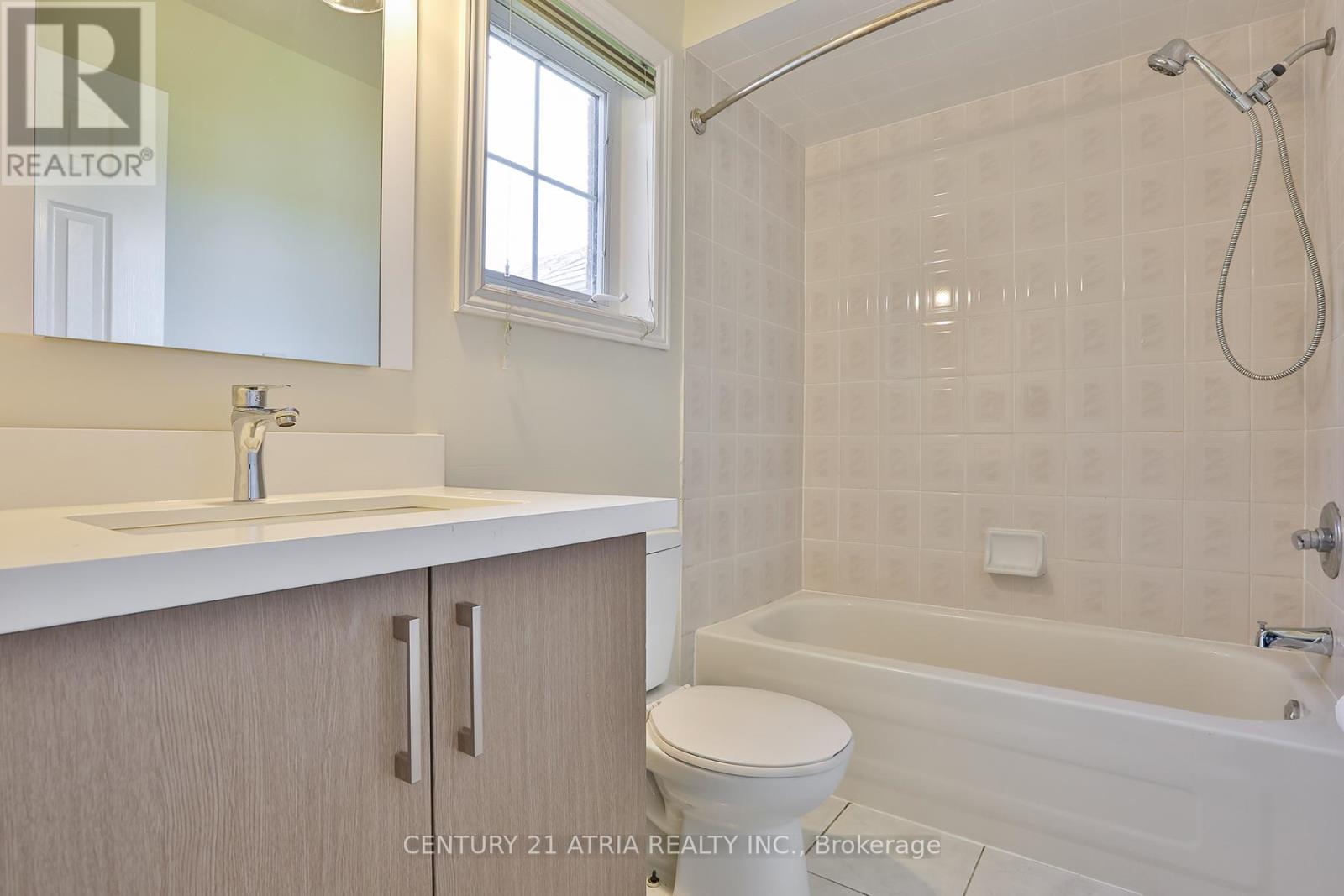 68 Sunburst Crescent, Markham, Ontario  L6E 1R3 - Photo 23 - N12374163