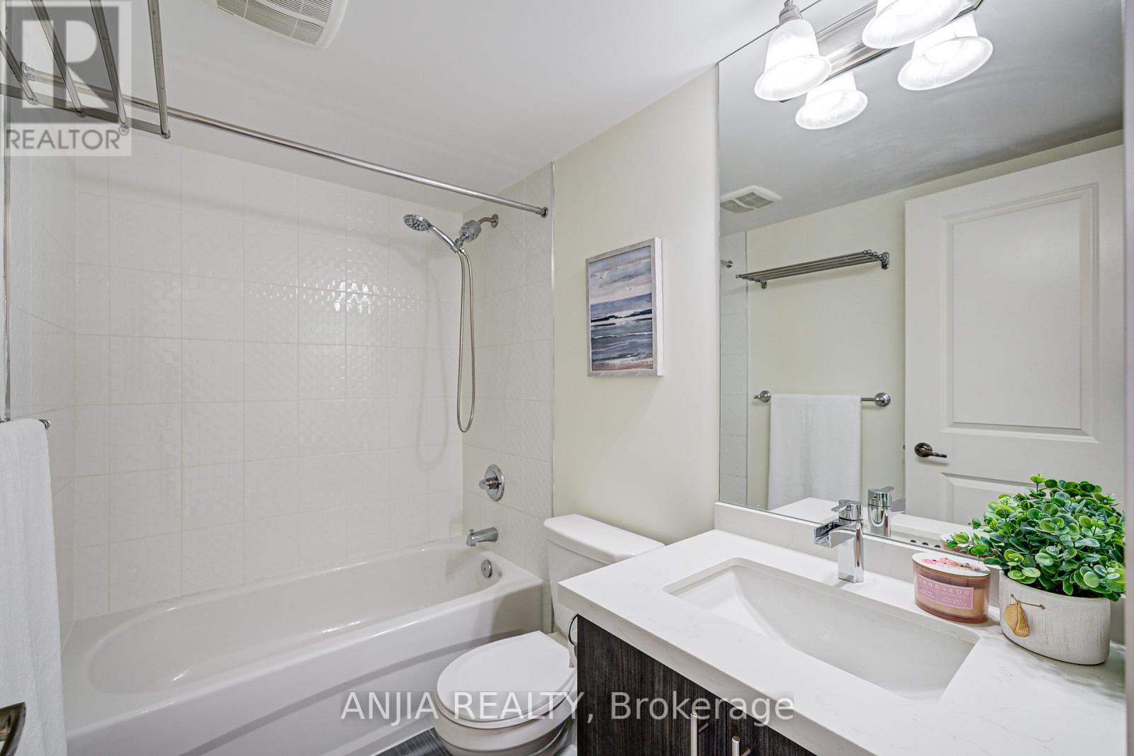 156 Glad Park Avenue, Whitchurch-Stouffville, Ontario  L4A 1X1 - Photo 32 - N12374171