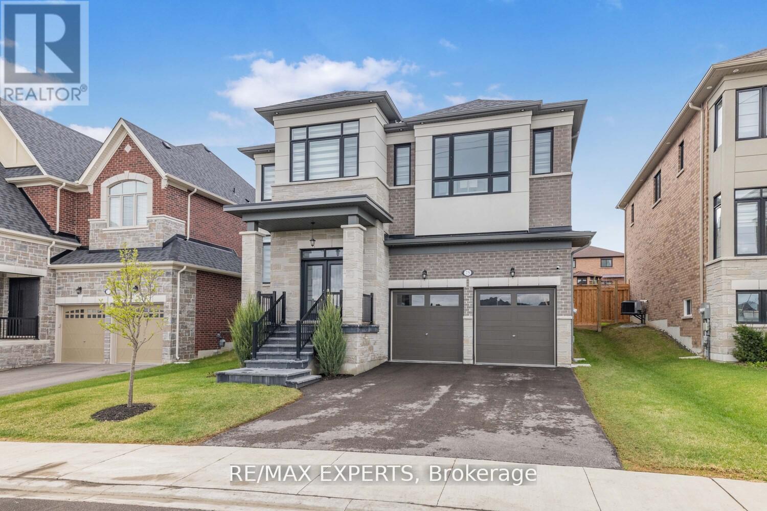 75 BETHPAGE CRESCENT, Newmarket, Ontario