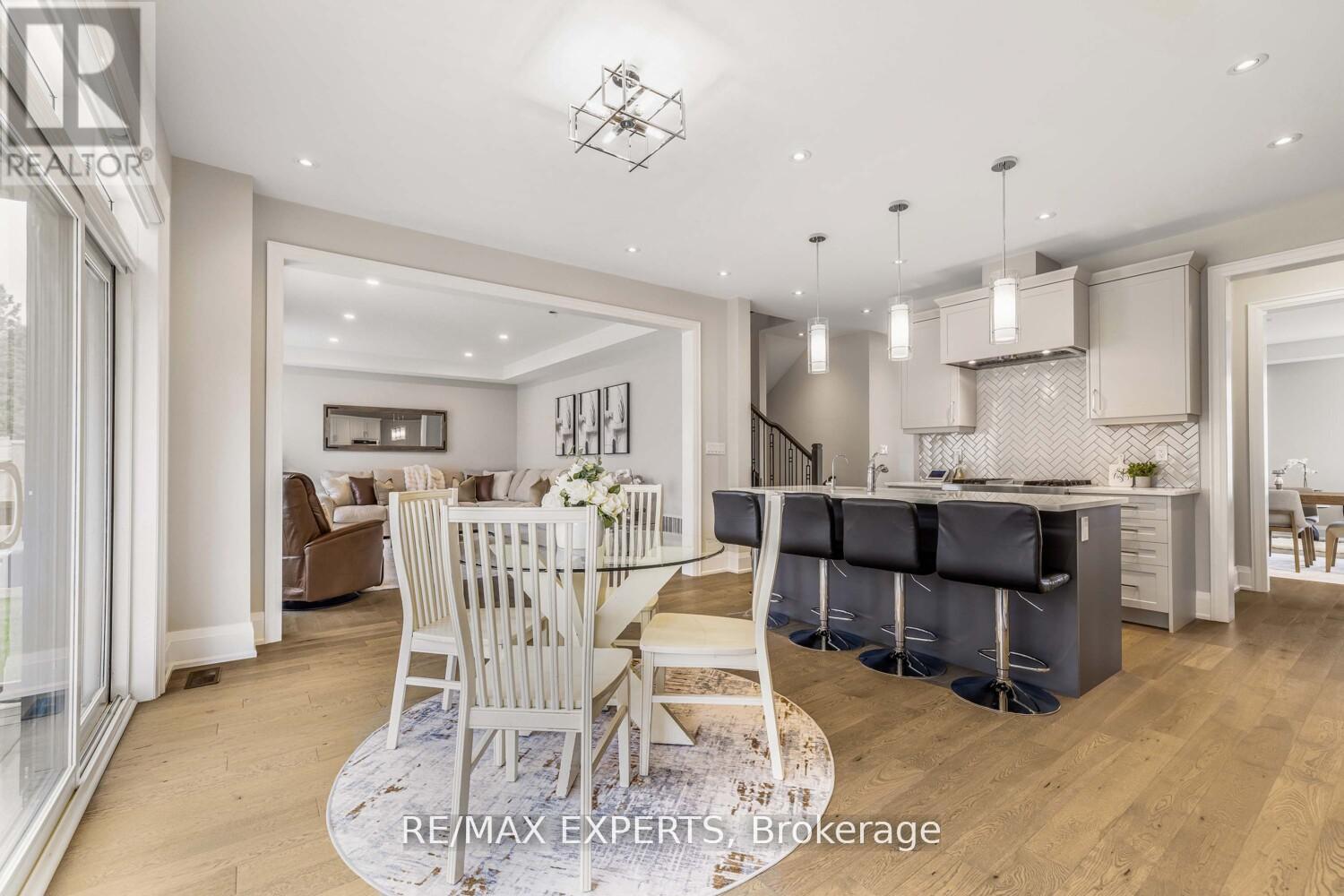 75 Bethpage Crescent, Newmarket, Ontario  L3X 1B8 - Photo 17 - N12374232
