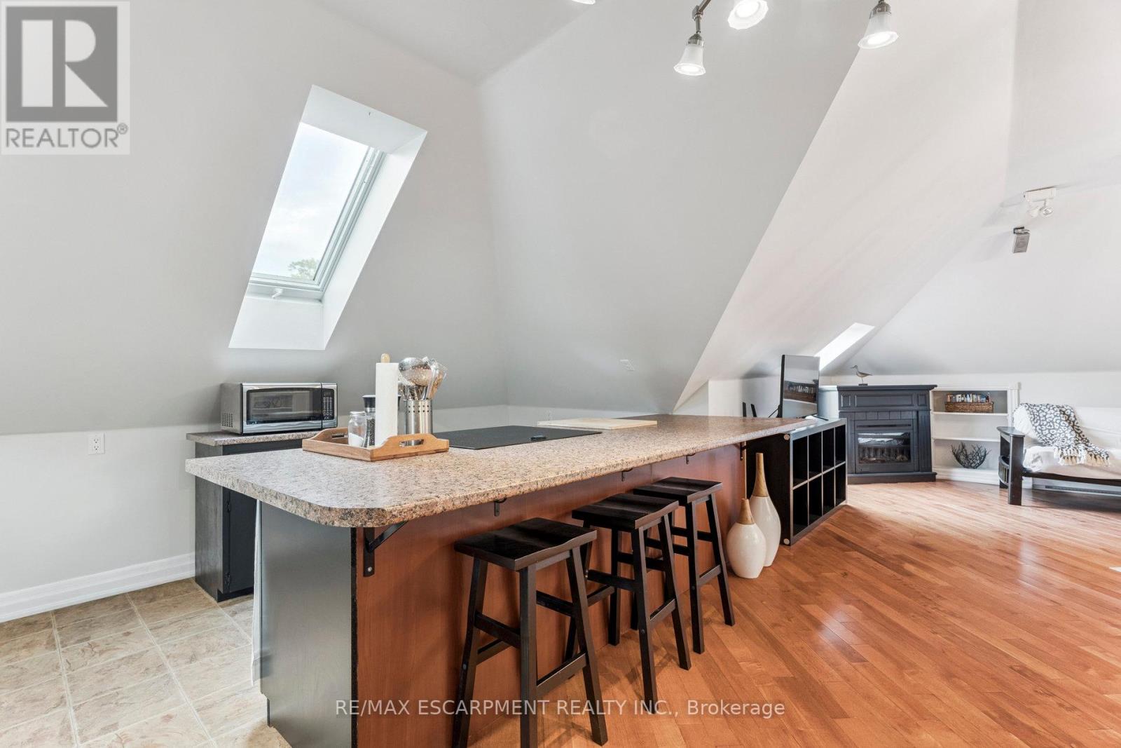 8936 32nd Side Road, Adjala-Tosorontio, Ontario  L0M 1K0 - Photo 42 - N12374247
