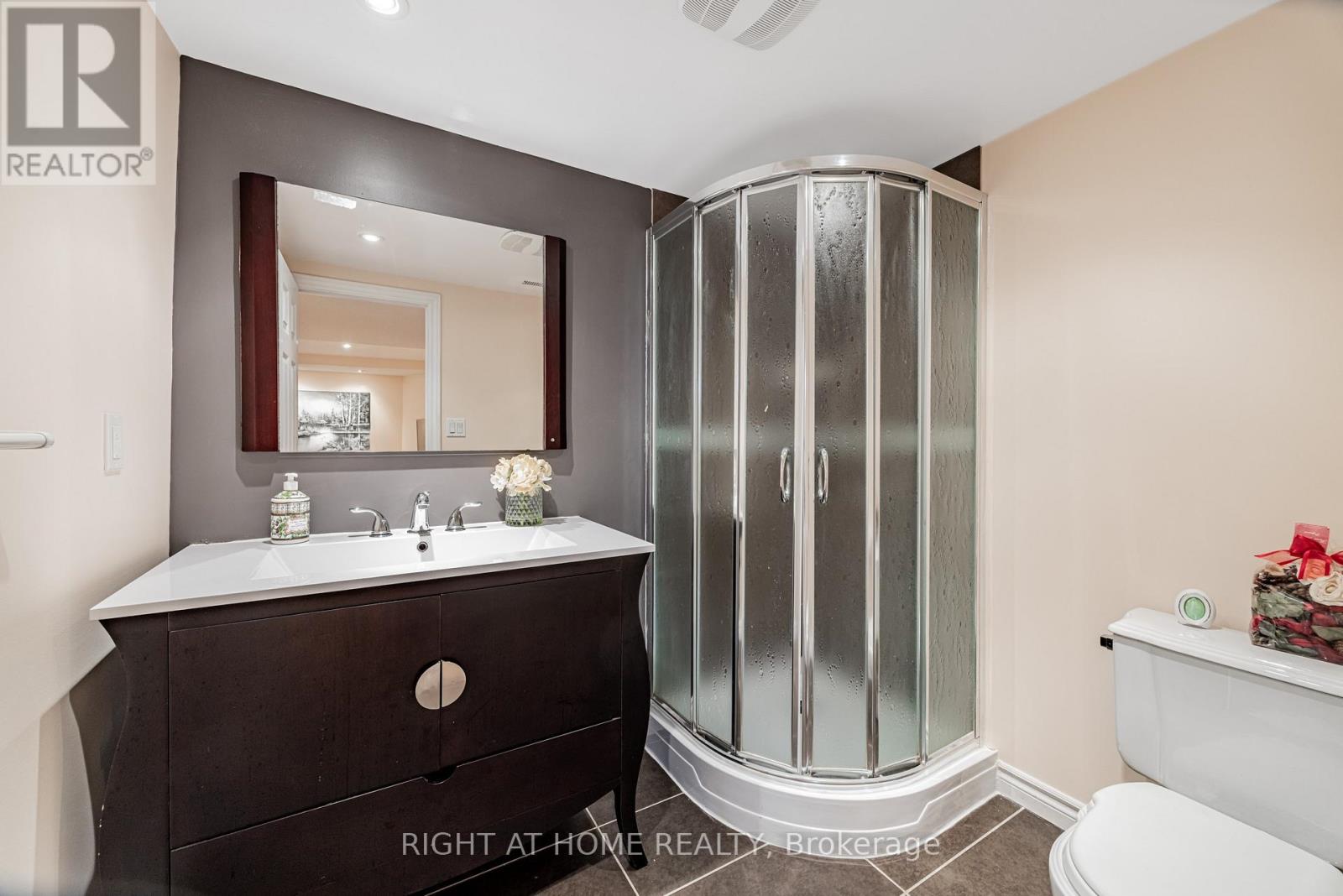 122 Annina Crescent, Markham, Ontario  L3R 4S5 - Photo 37 - N12374251